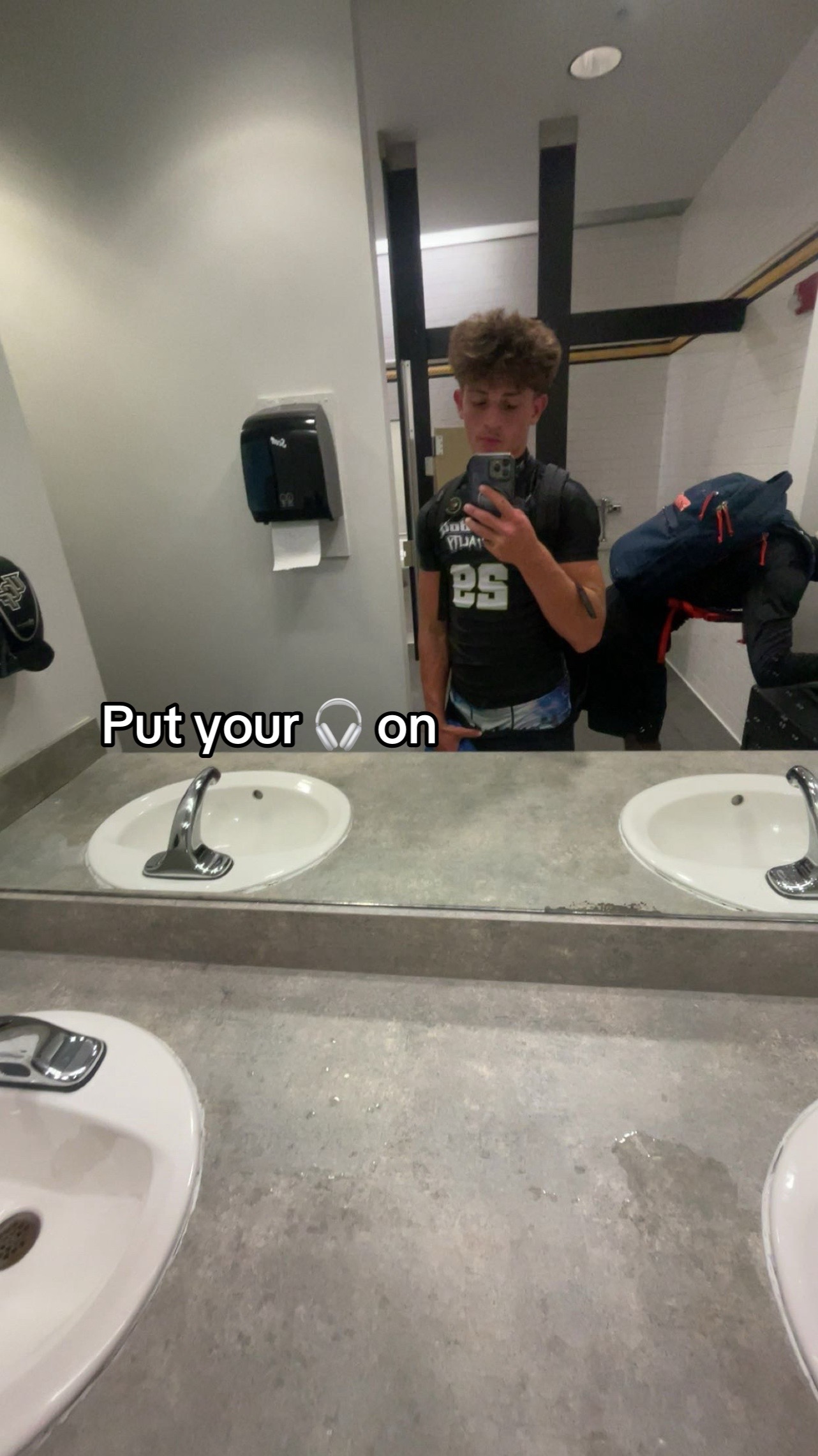@lukas….