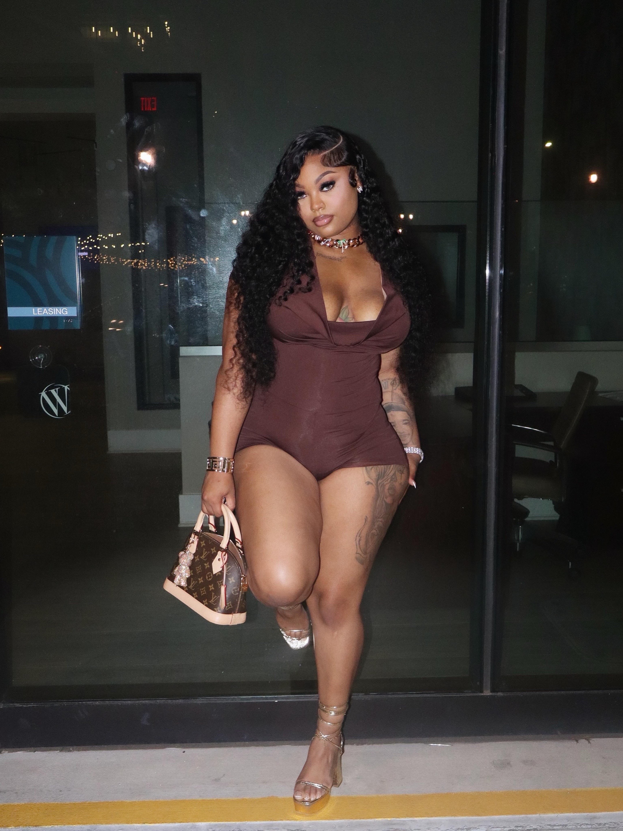 @Fineasskaybee
