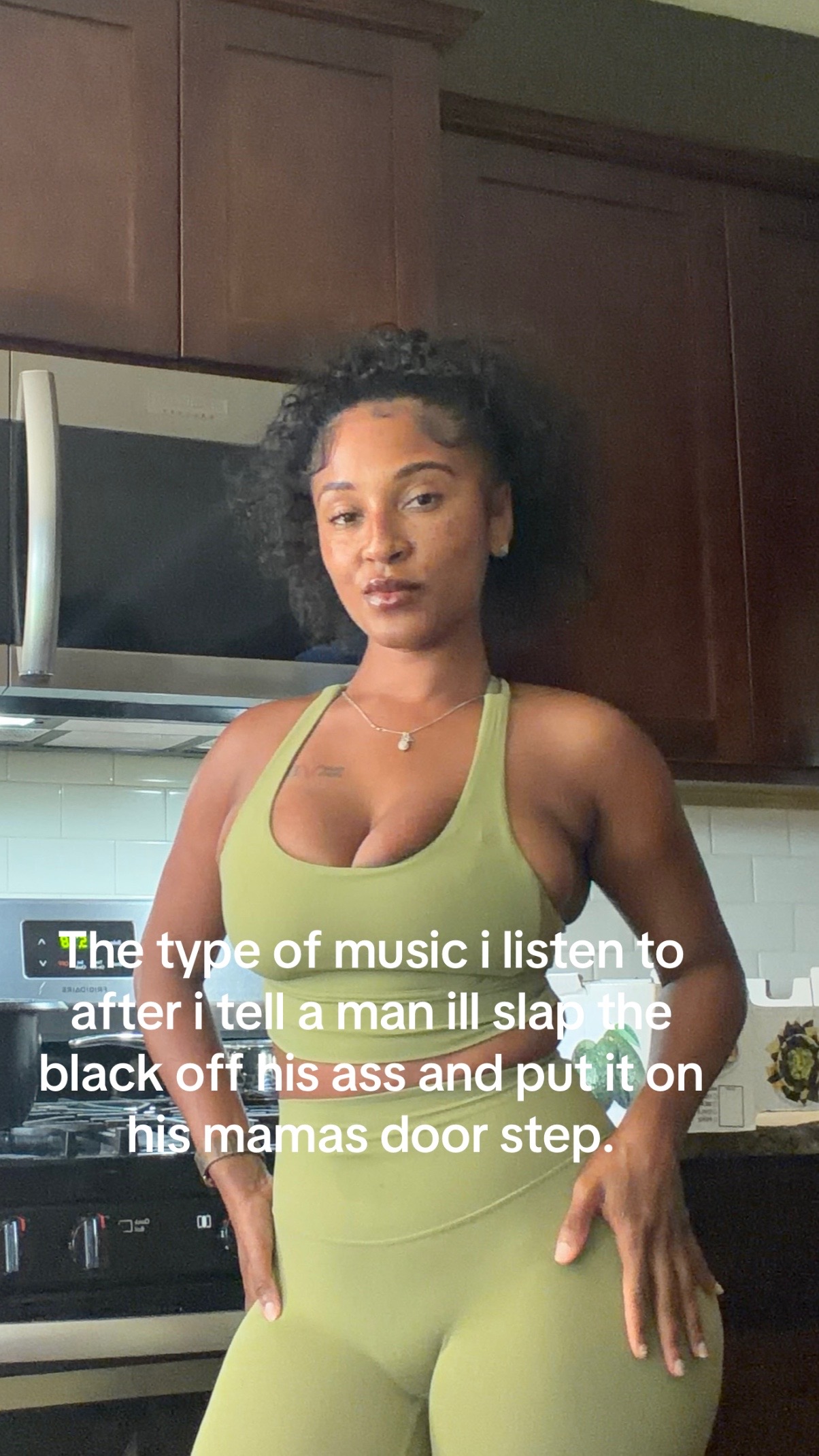 @Justcourtneyh___