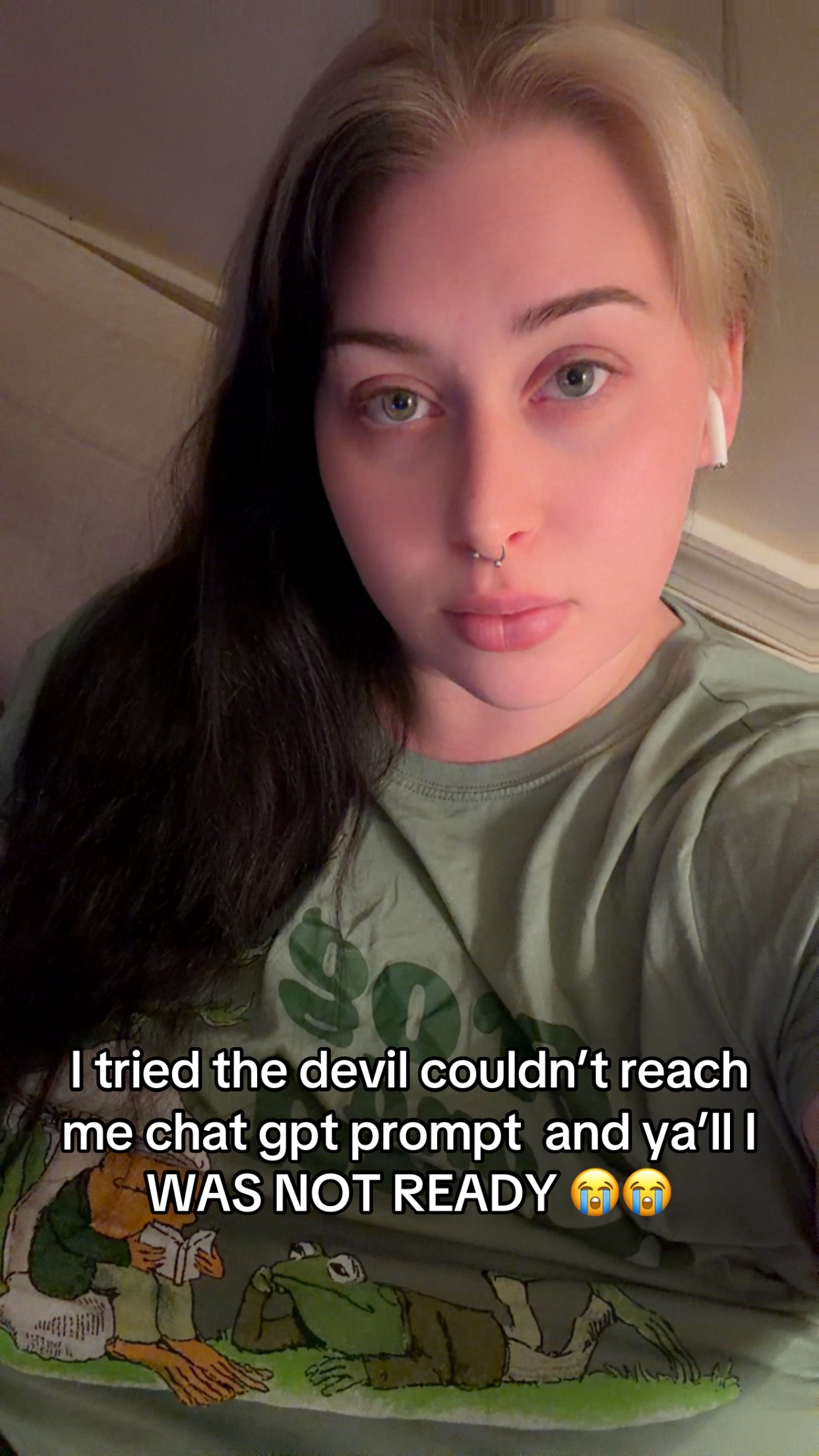 @laurenaintshitt