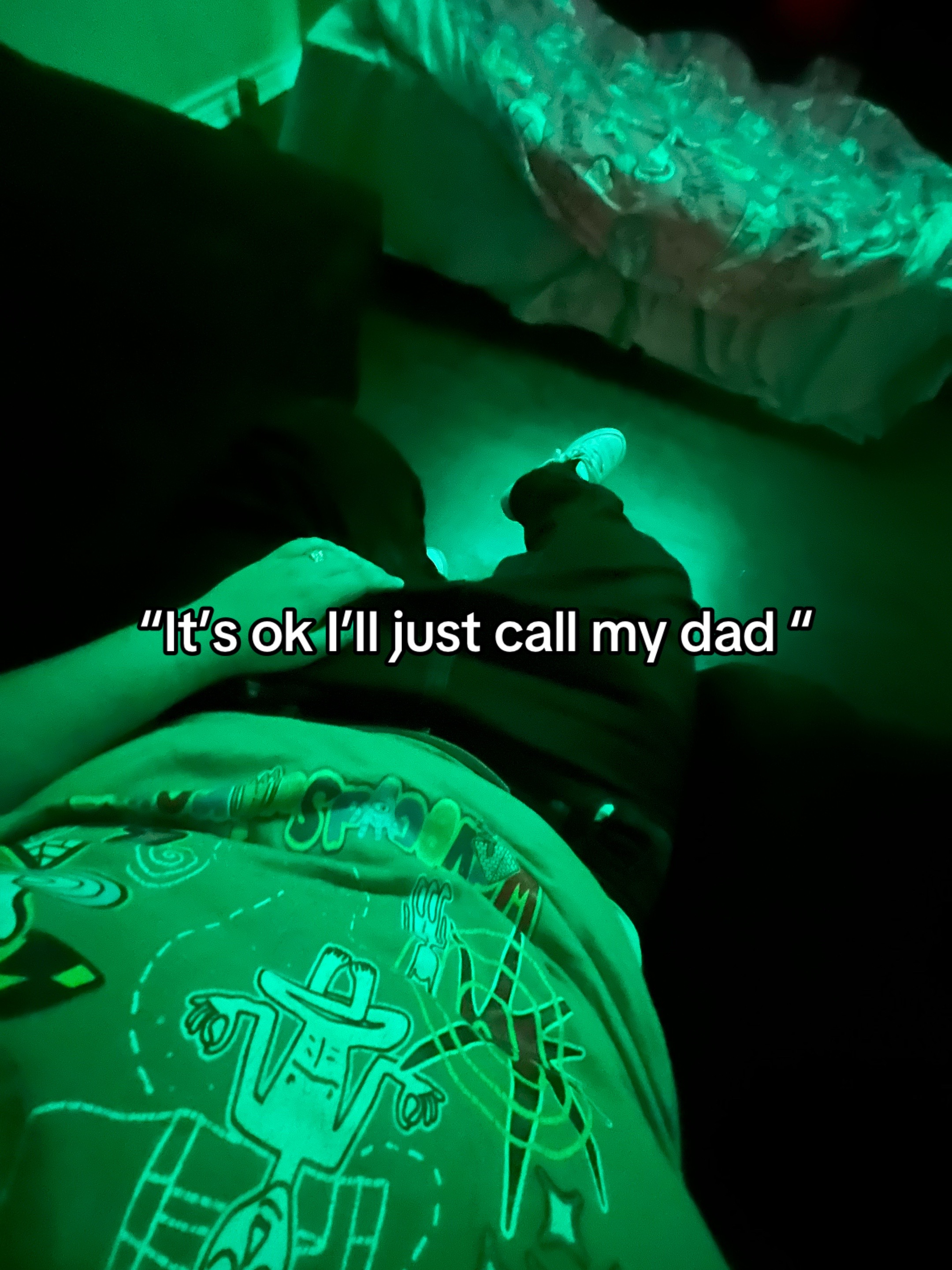 @Dee😈
