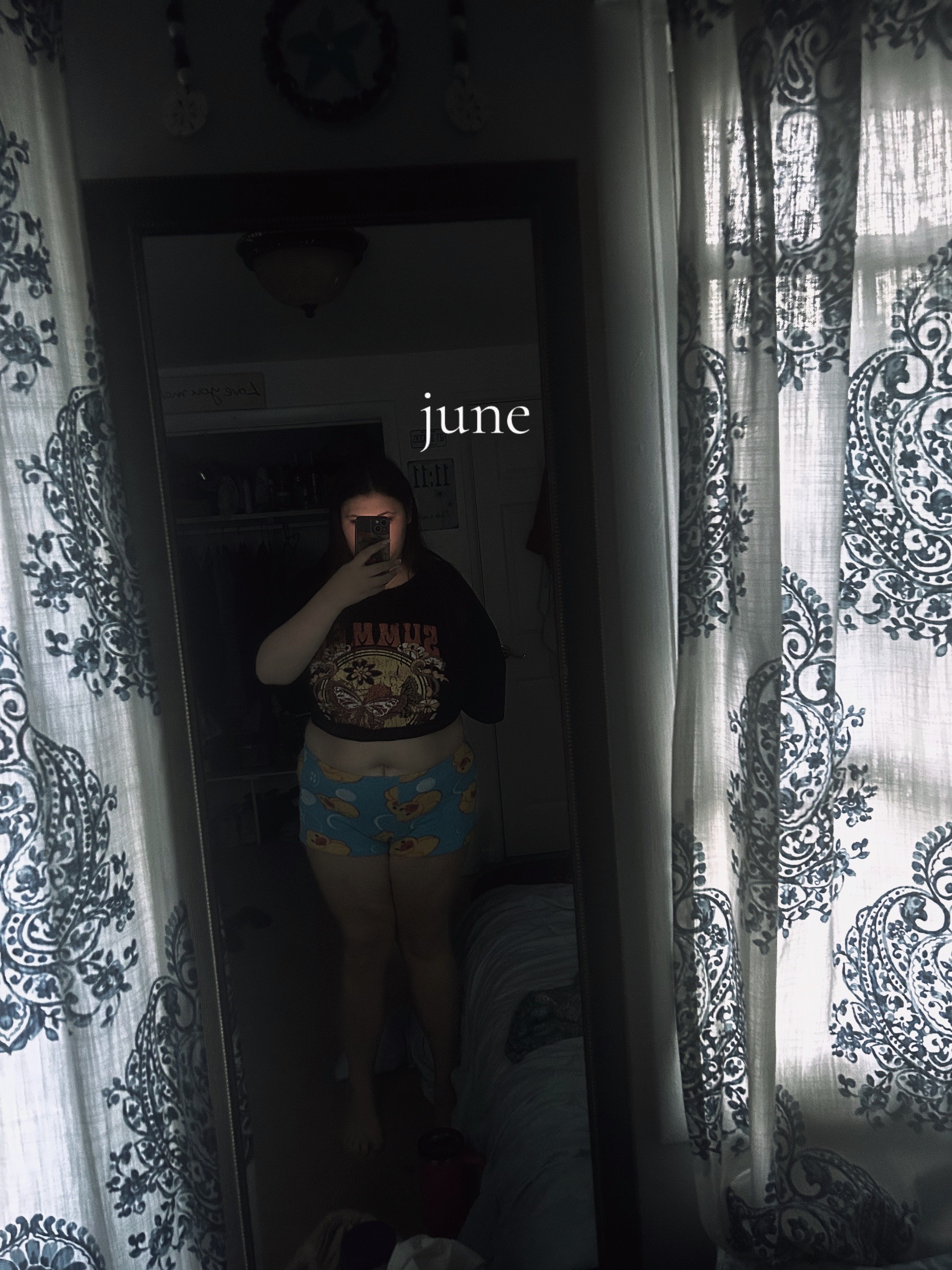 @user493929460