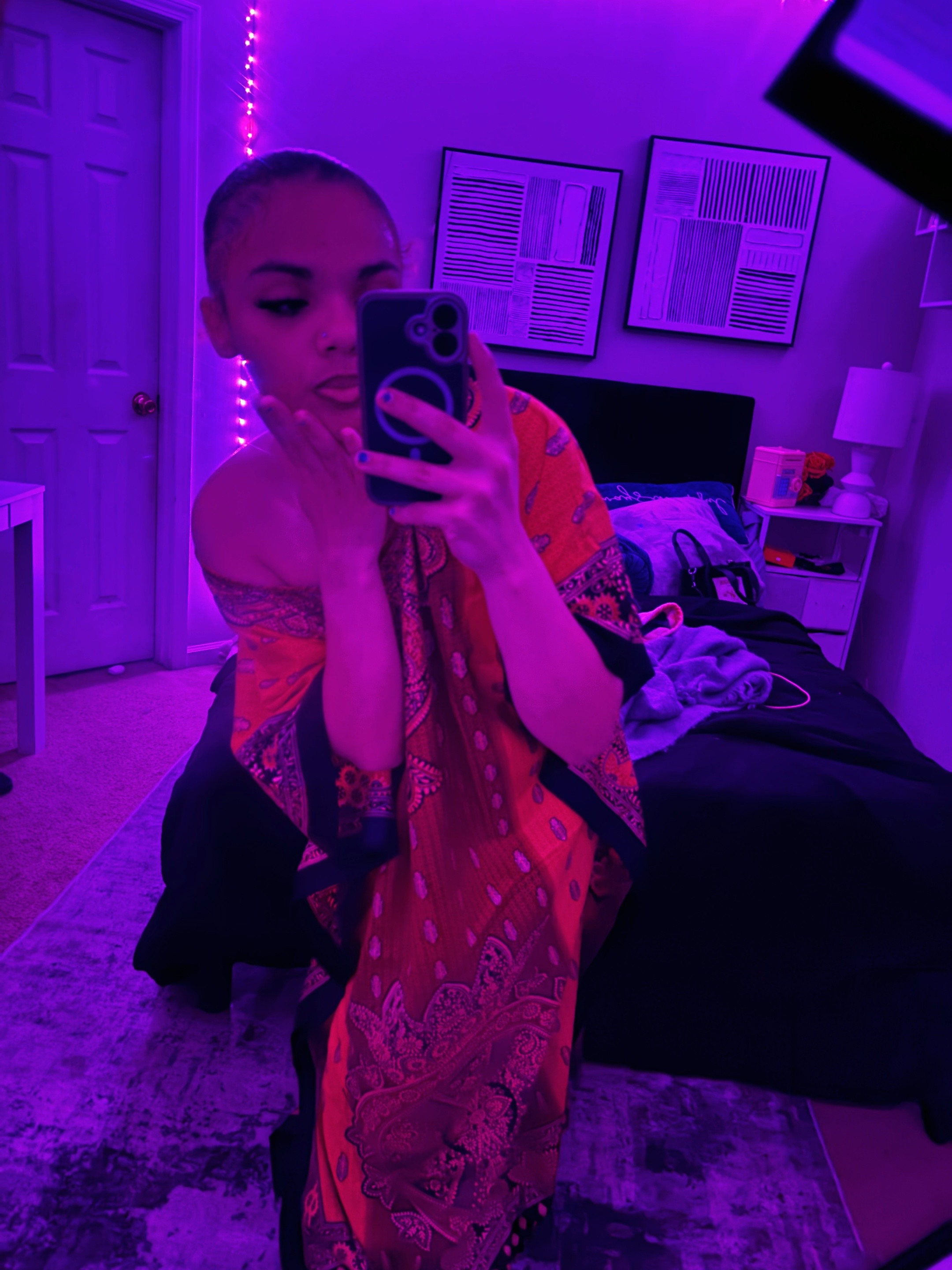@💷