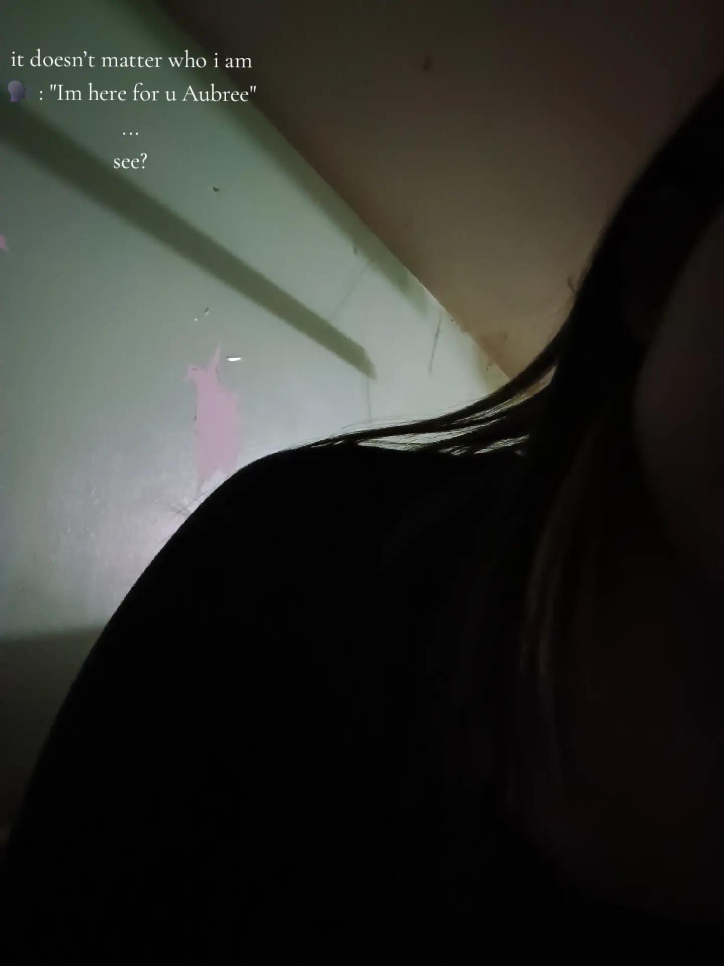@`&deg;-~☆~-&deg;`