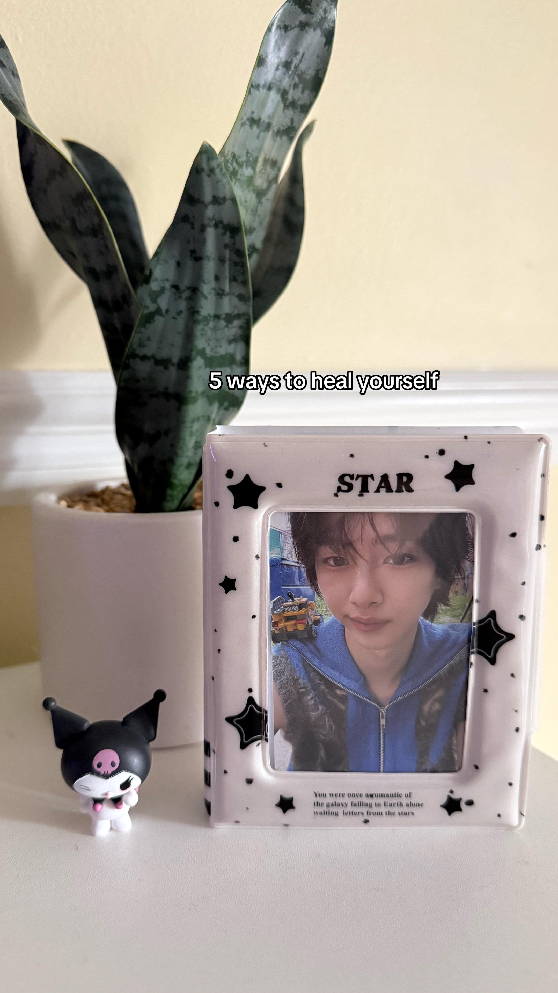 @avery⋆˙⟡