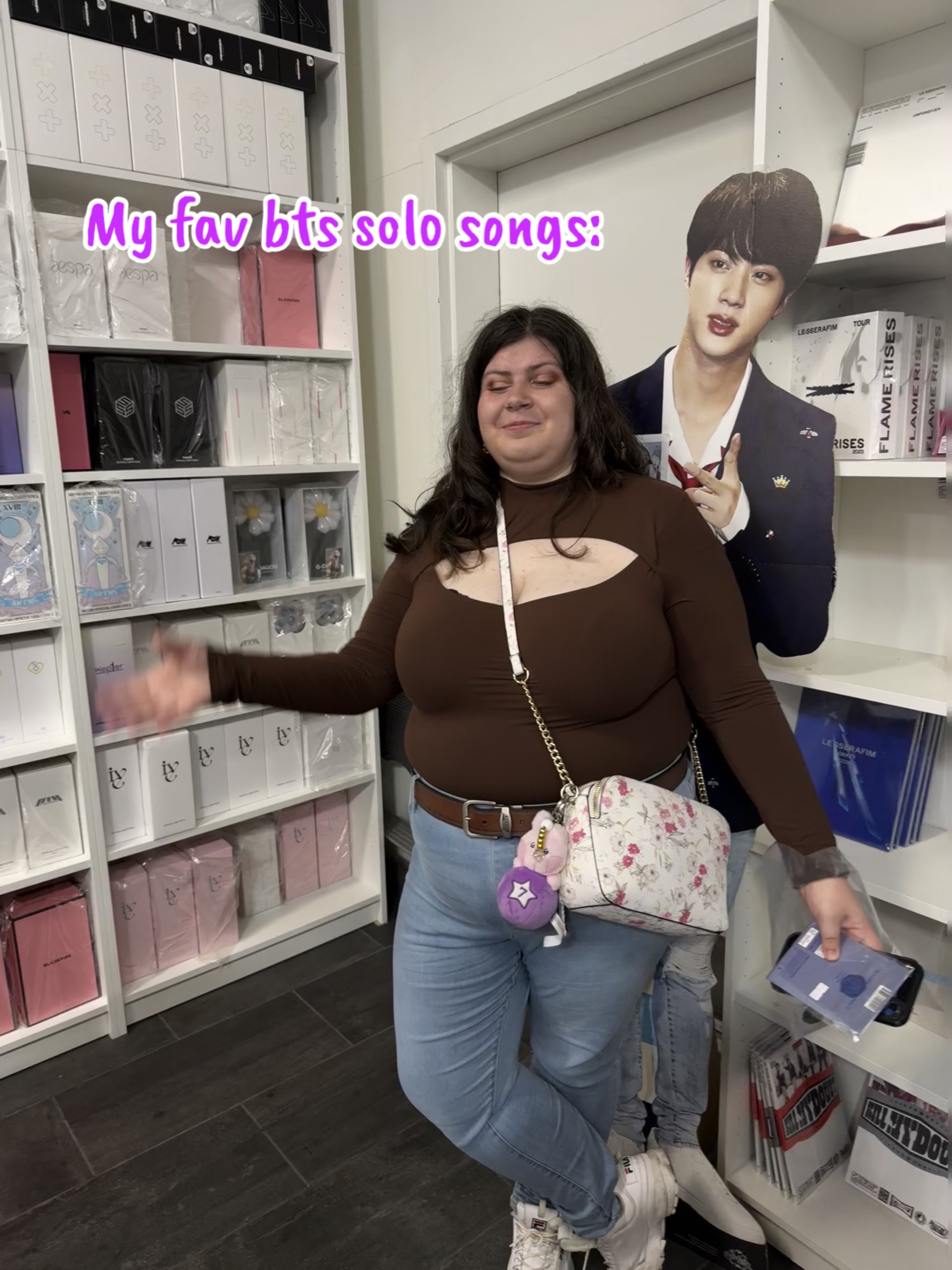 @Brittney ⁷ ⟭⟬