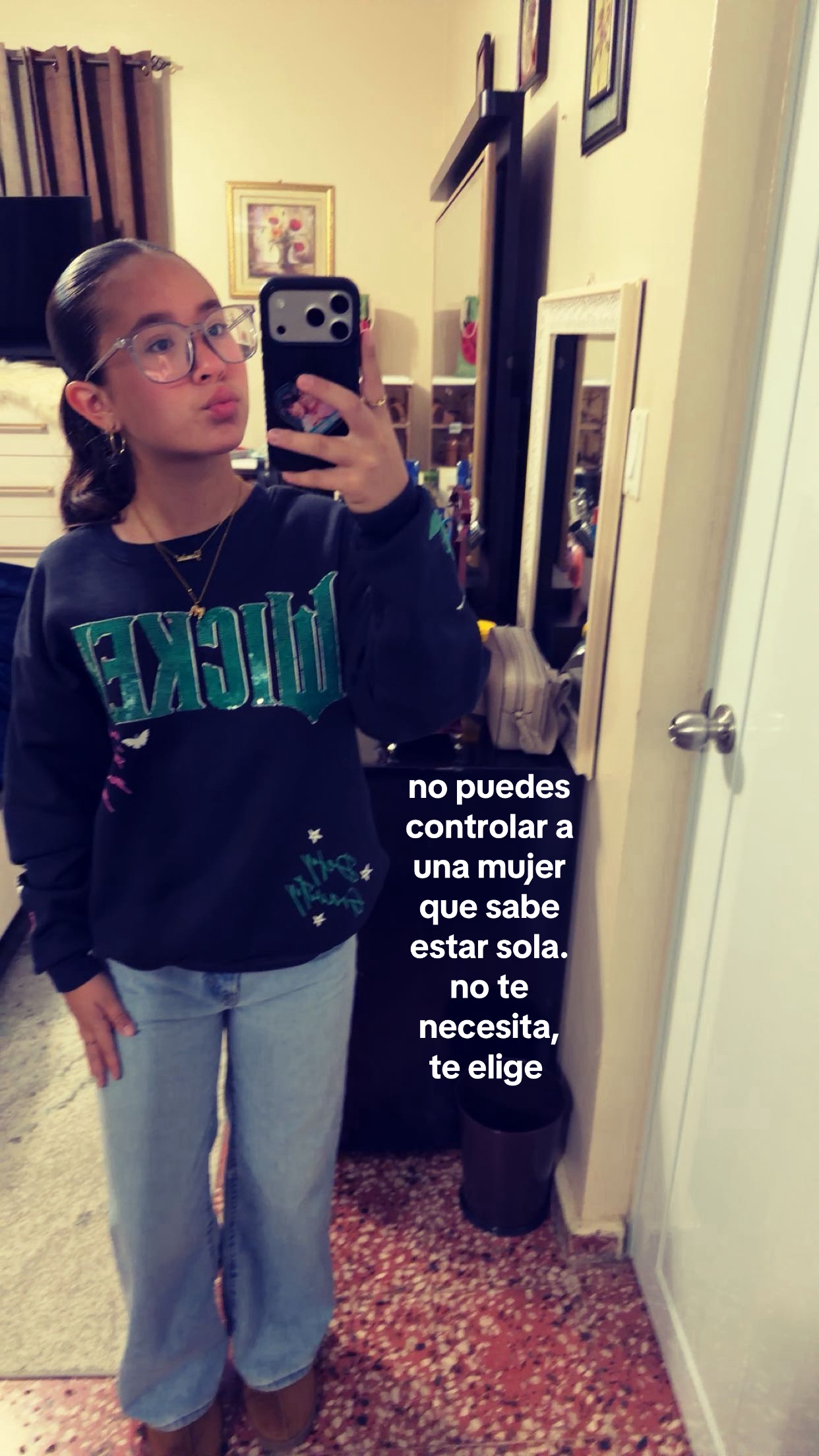 @🐒ophia