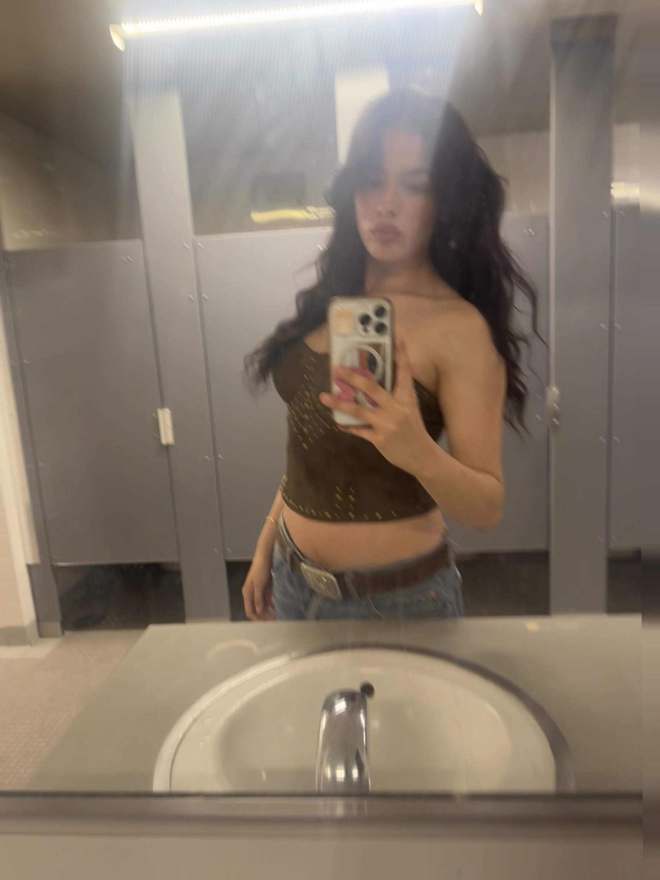 @chuckinupmadueces