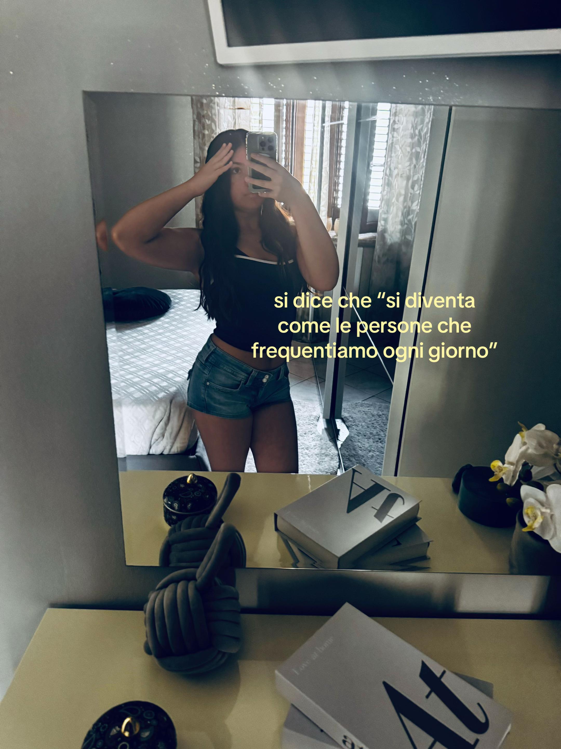 @𝓂ℯ𝓁𝒾