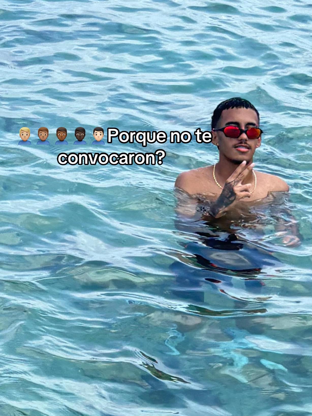 @👤