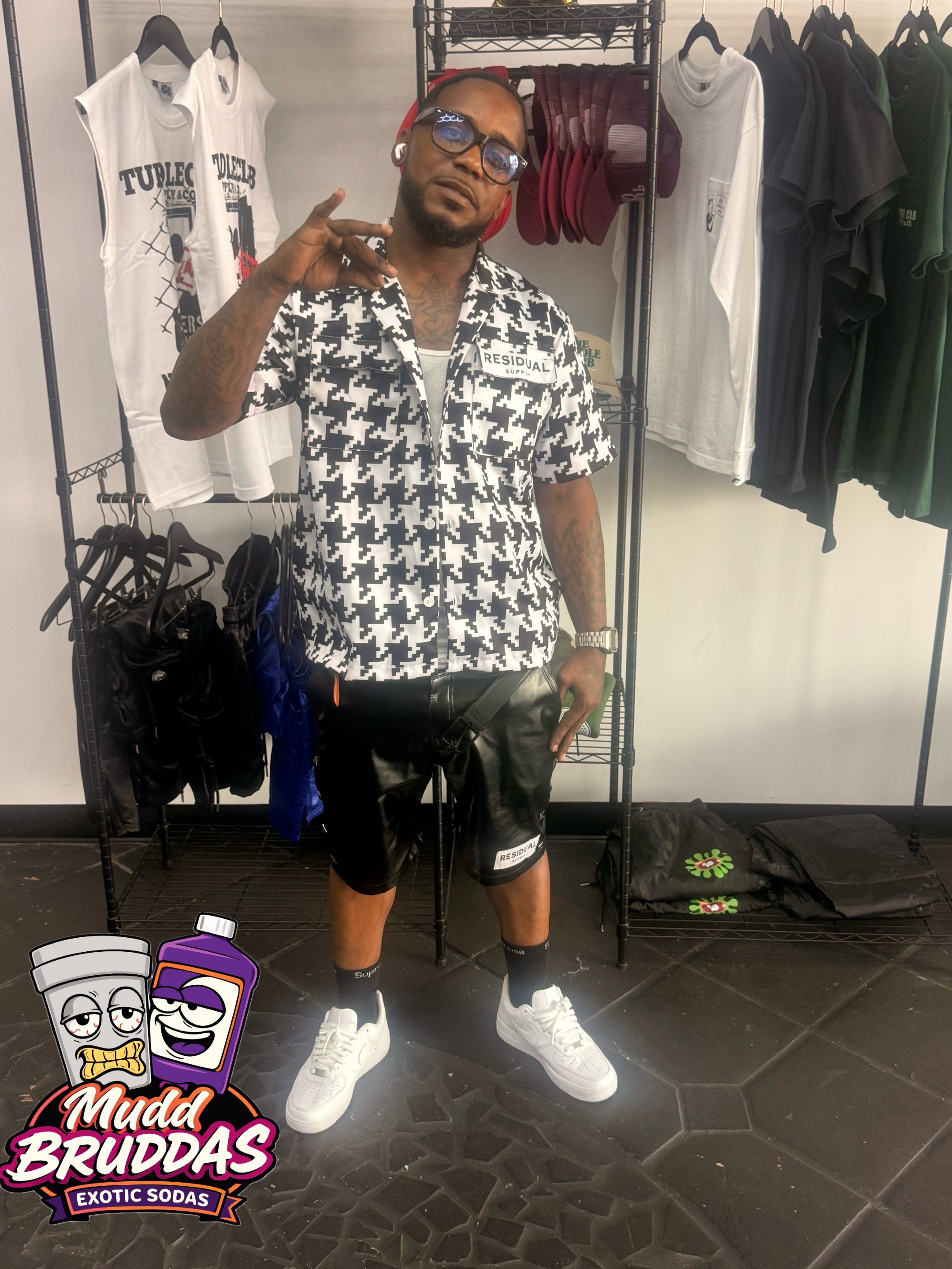@Uncle ManMan MuddBruddasExotic