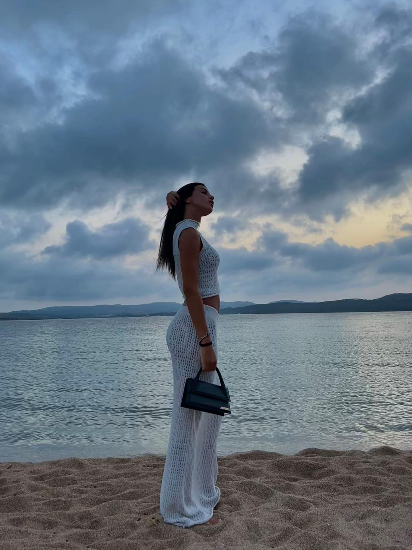 @ANNA BISERNI