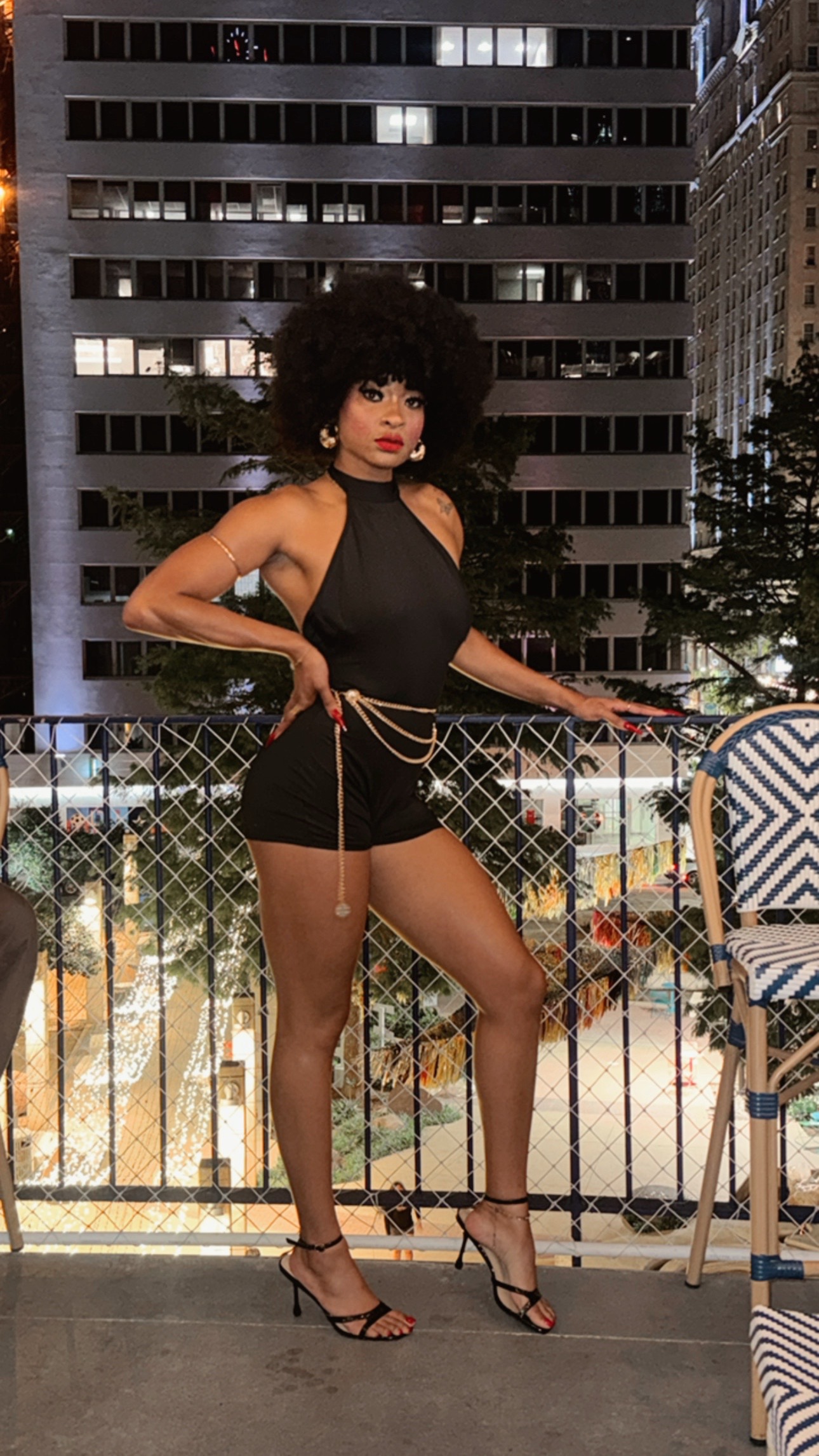 @CurlyHairToya