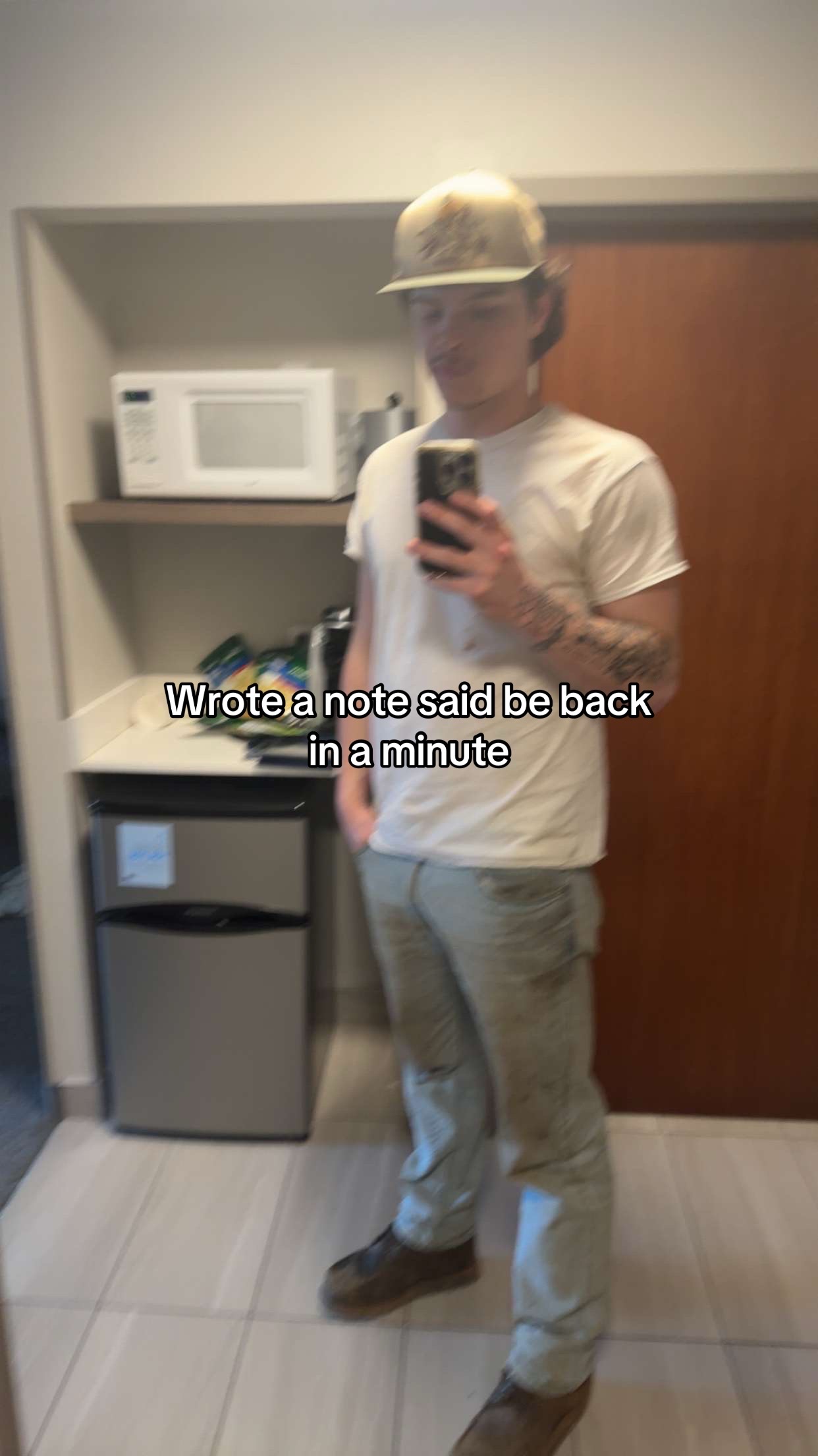 @𝒦𝑒𝓃𝓃𝓎