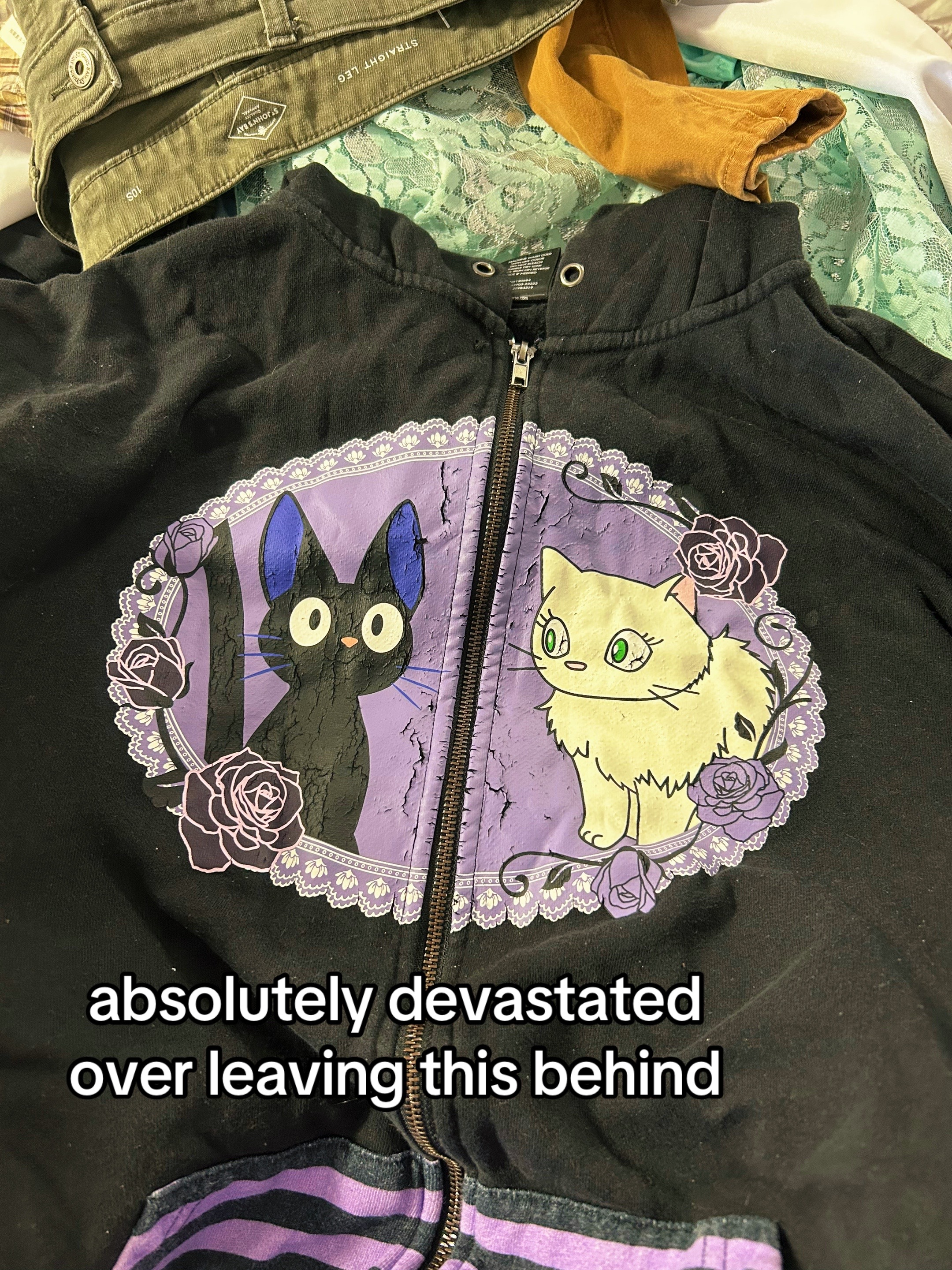 @𝔞𝔩𝔦𝔰𝔞 🪭⛓️🦇🧜🏼&zwj;♀️
