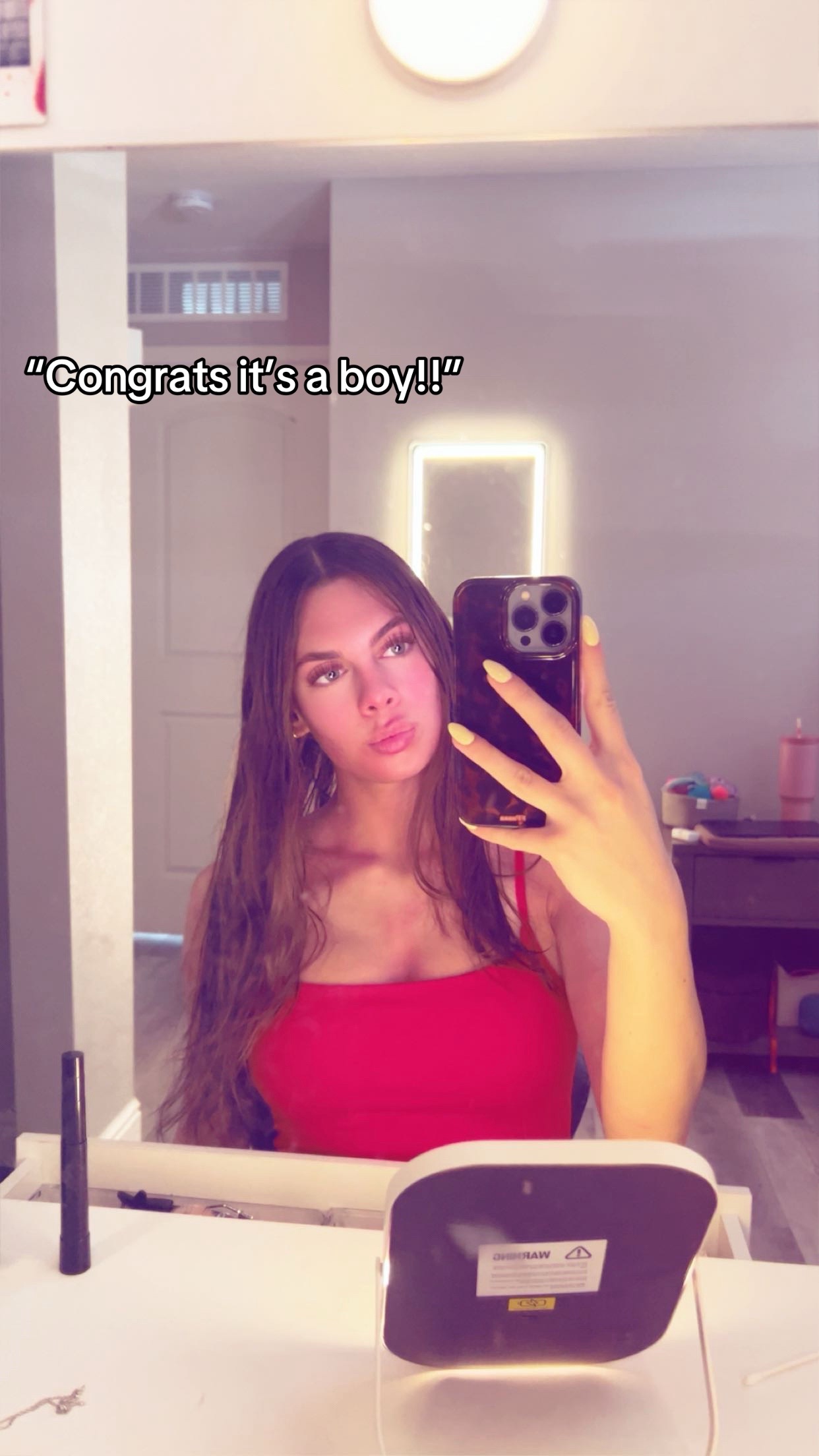 @👄