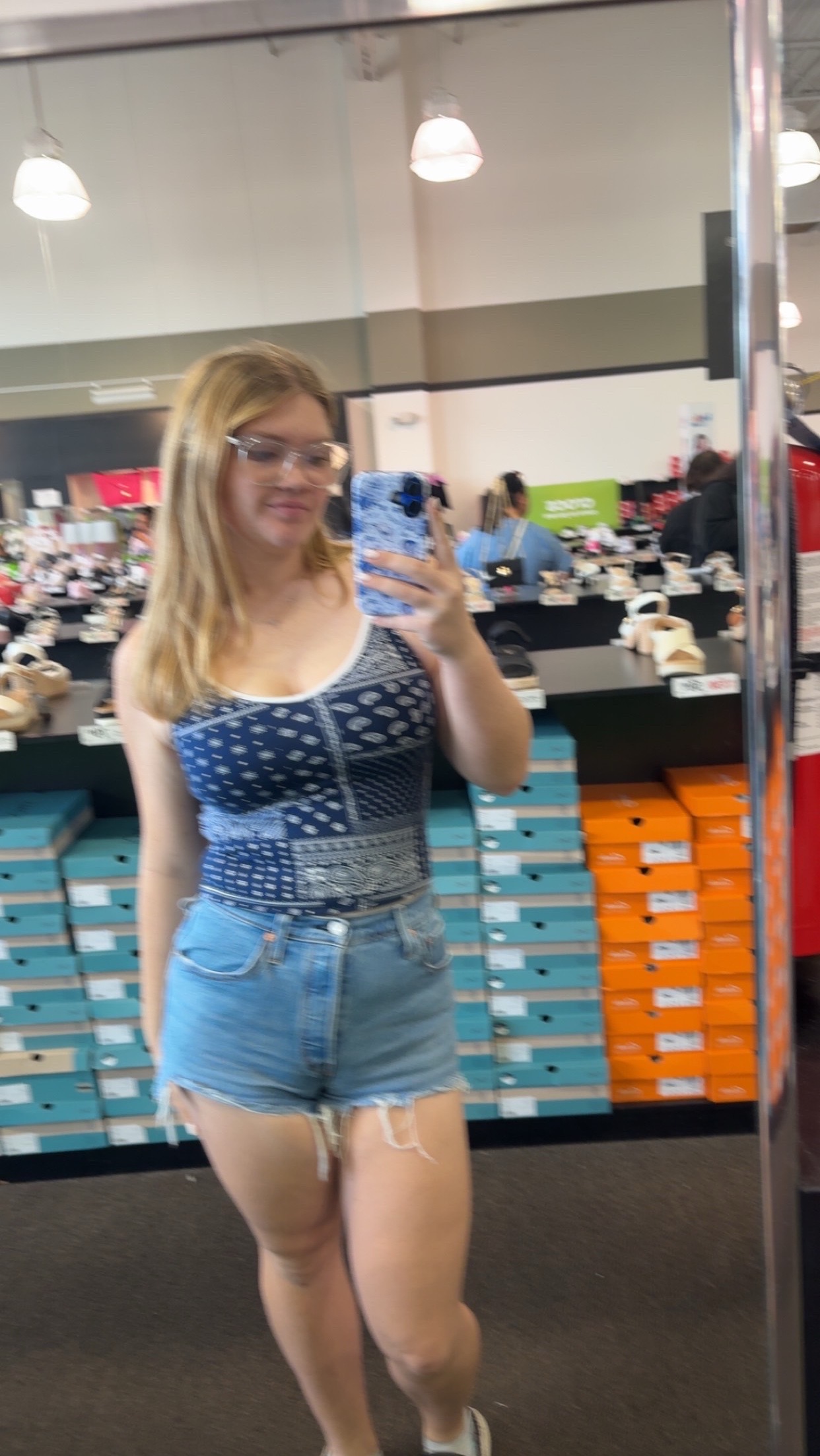 @carly_0906