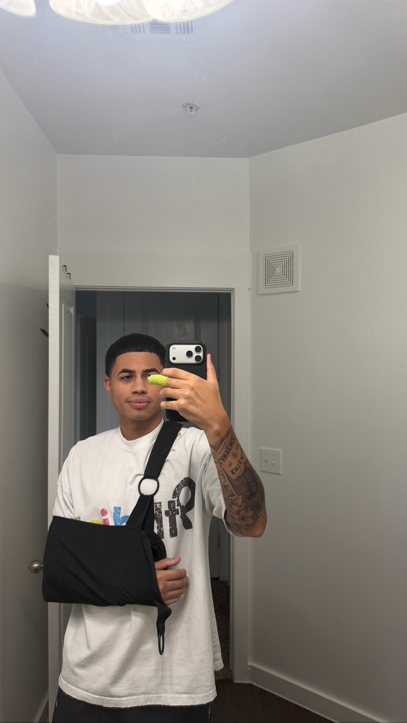 @withdahoodie_