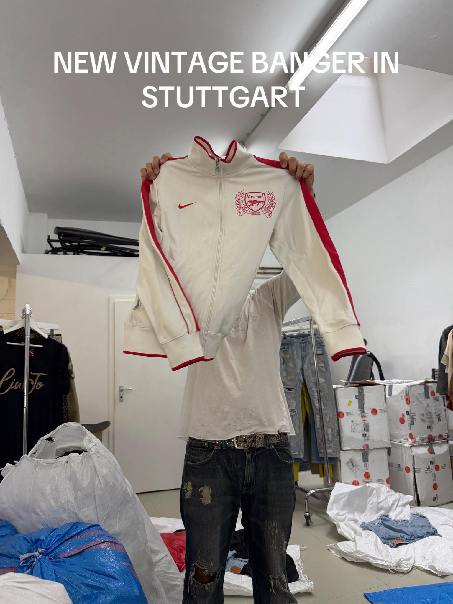 @Stillthrifting Onlineshop