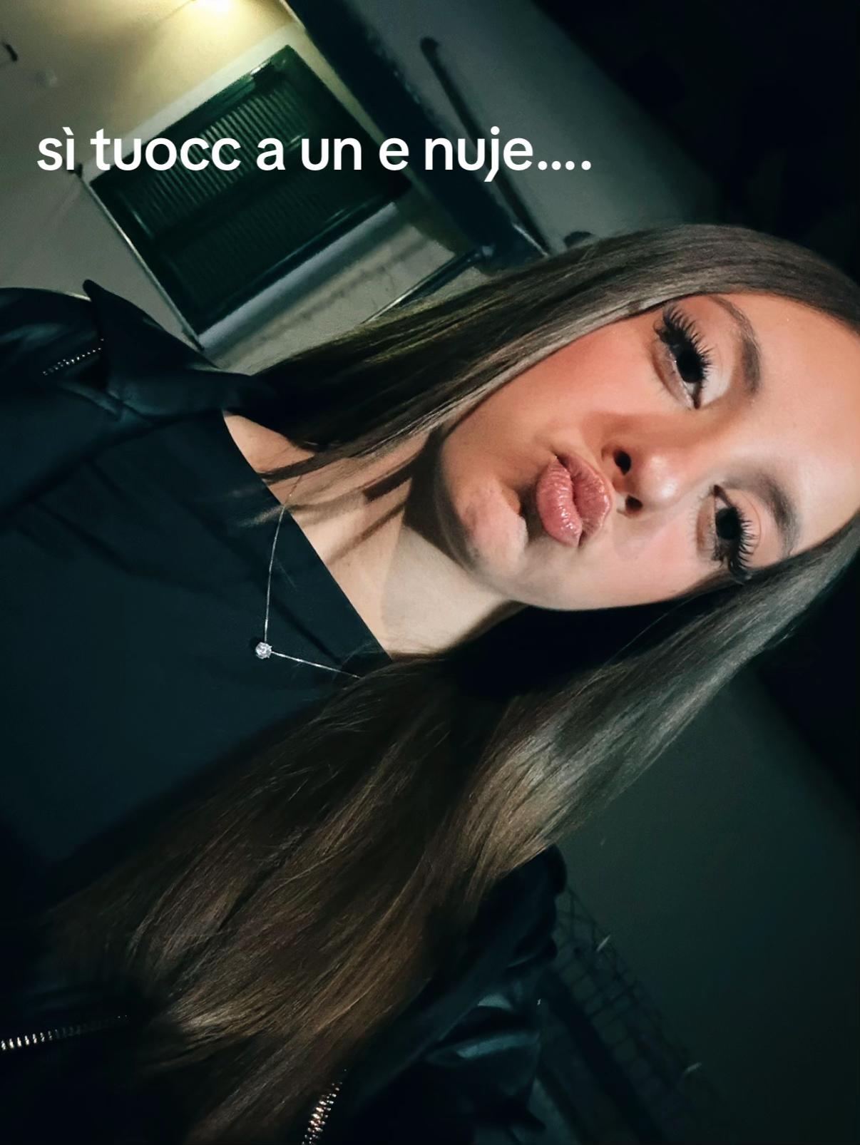 @Asia_Buonaguro_02