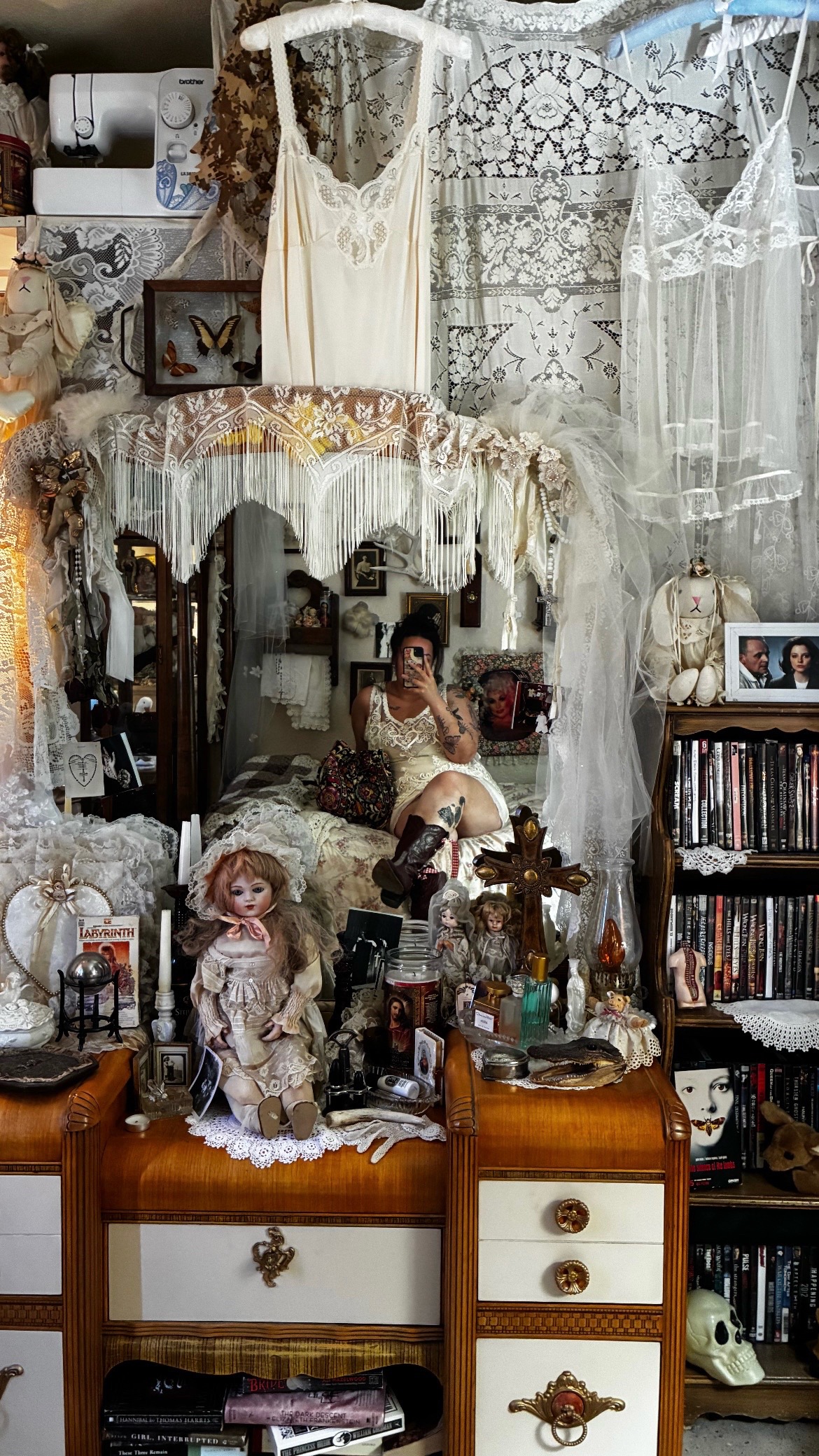 @laceandhauntedrosaries