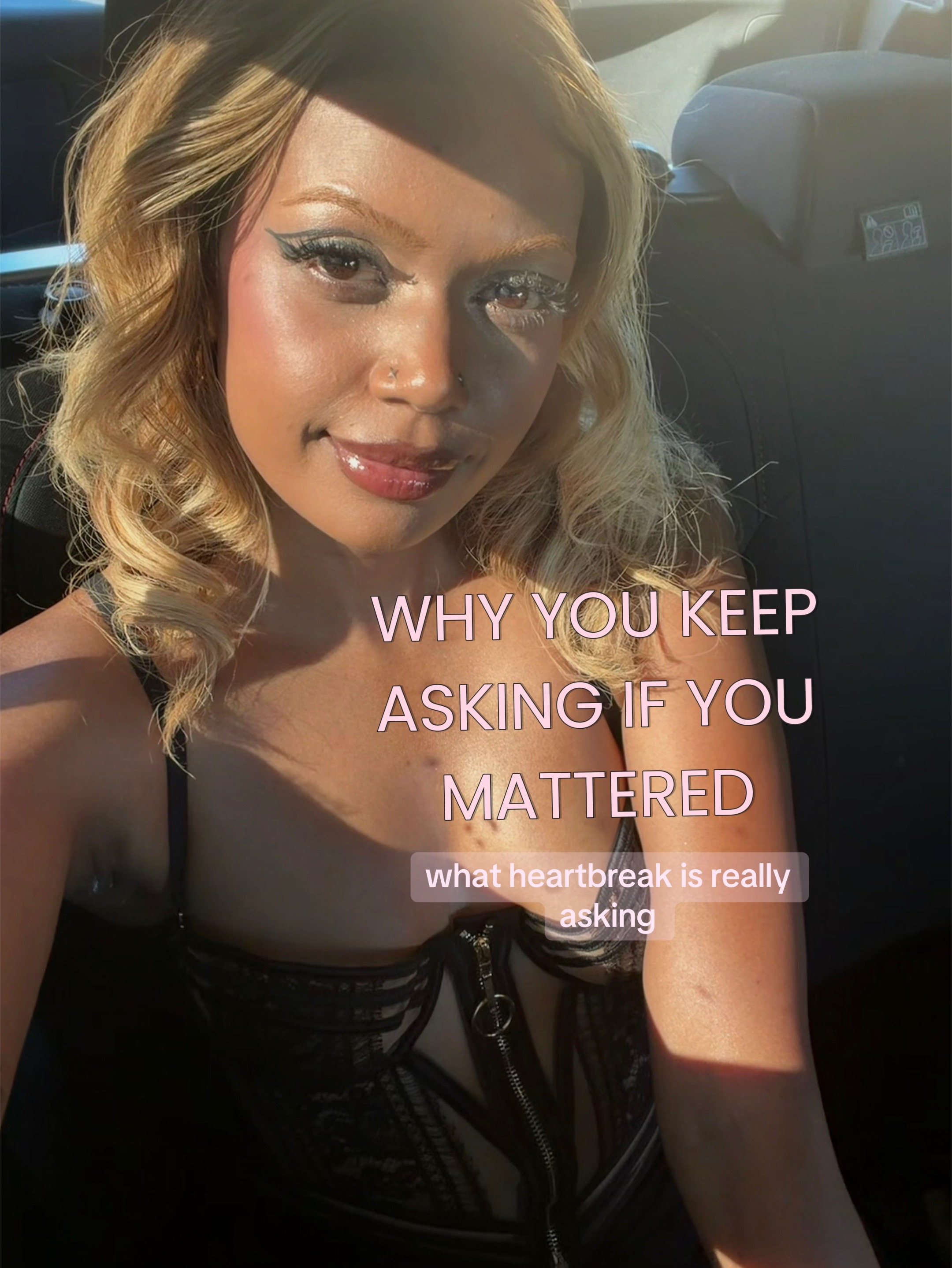 @Ash ♡₊˚ 🦢・₊✧