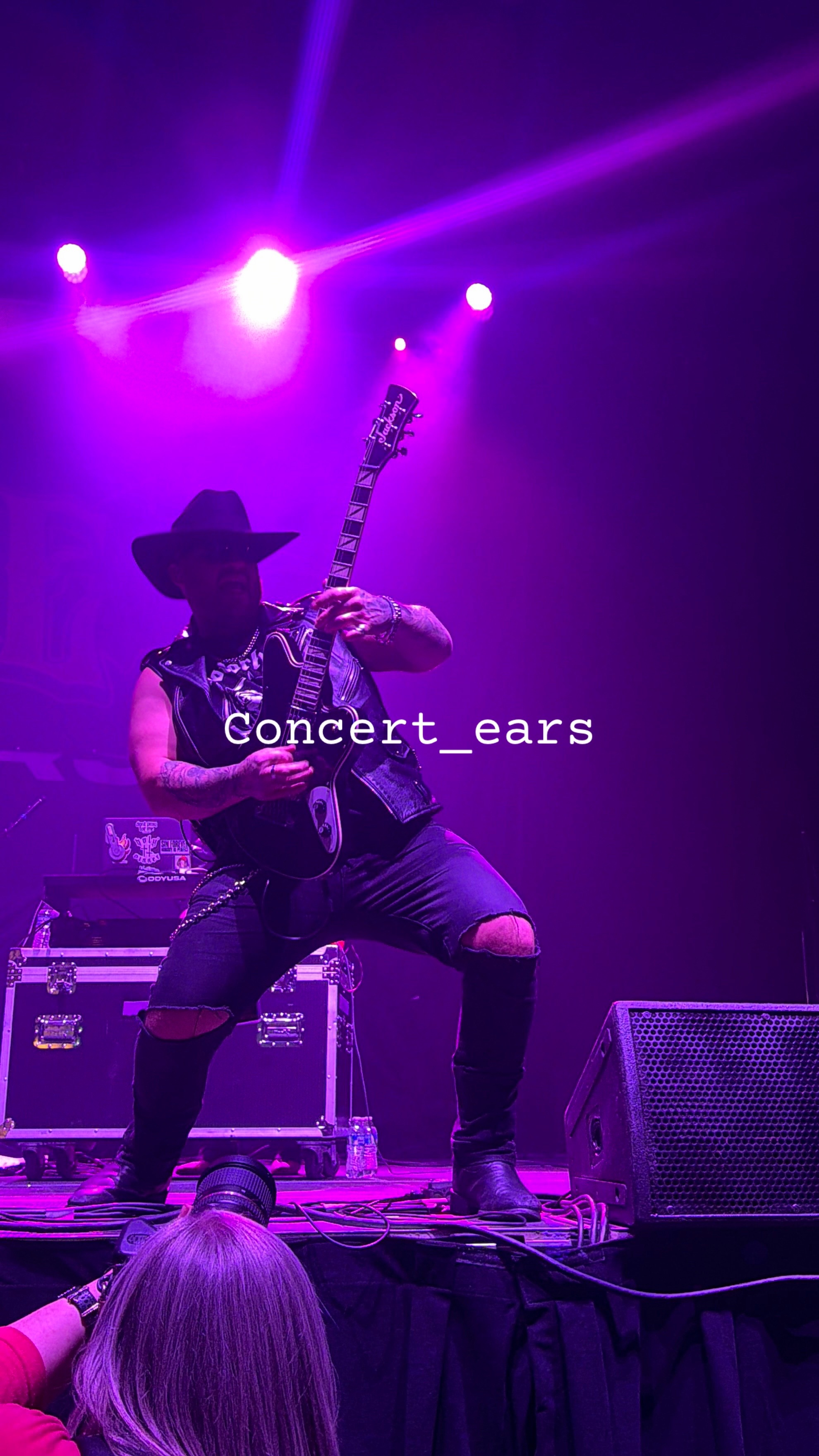 @CoNceRt Ears 🎵🤘🏽🙂&zwj;↕️