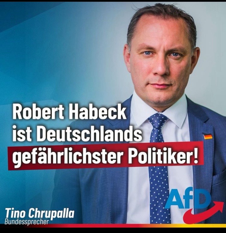 @kritisch politisch