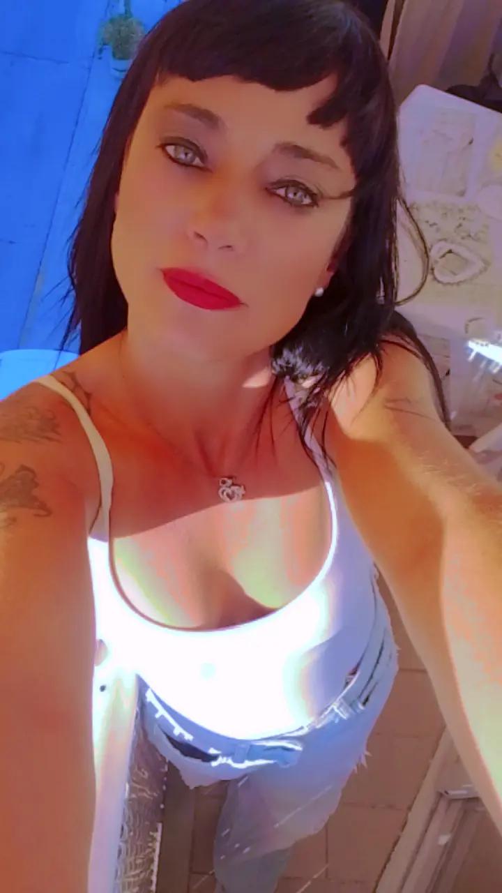 @raquel rojas