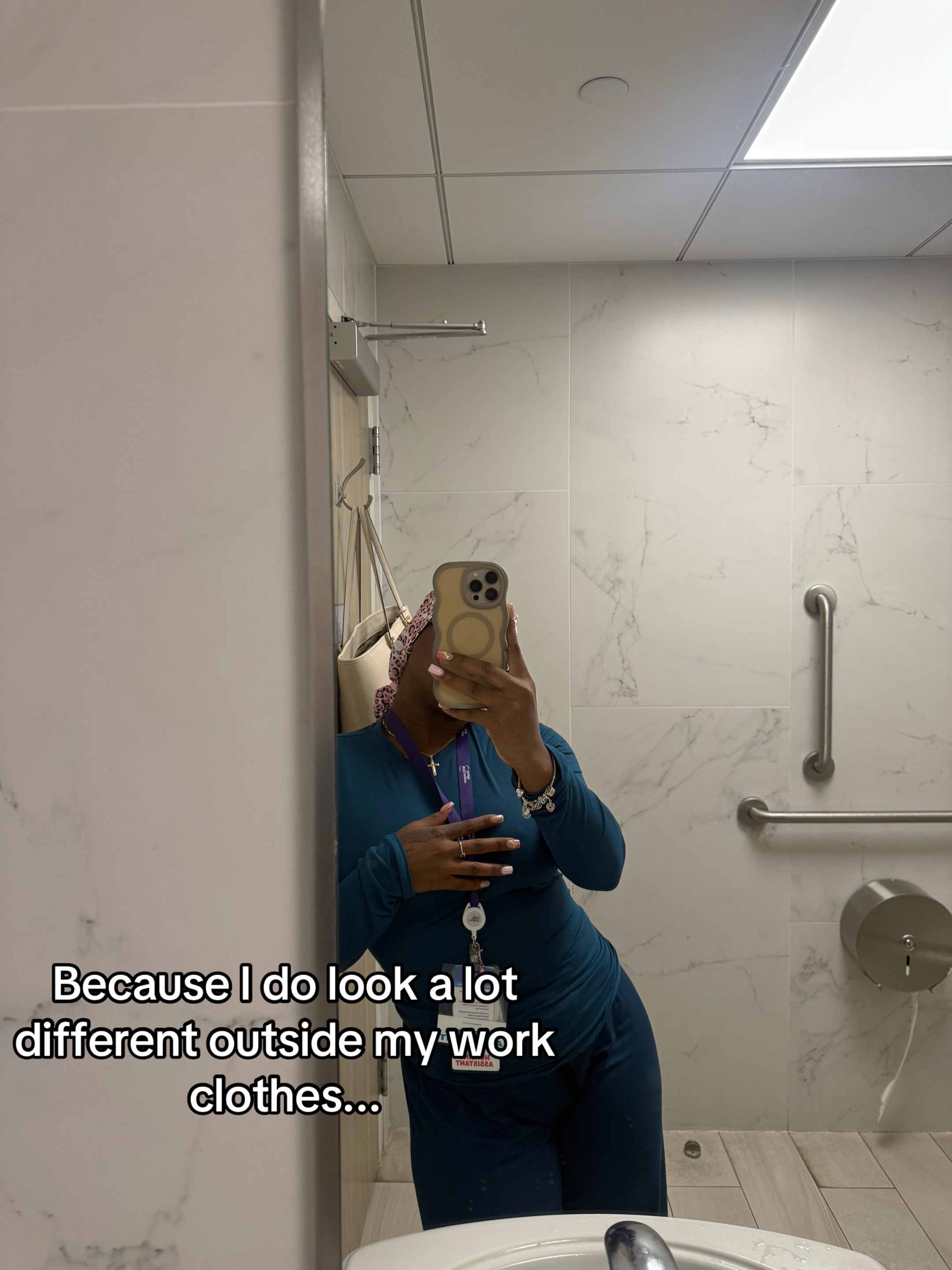 @𝑩𝒂𝒅 𝑮𝒚𝒂𝒍 𝑨 💕