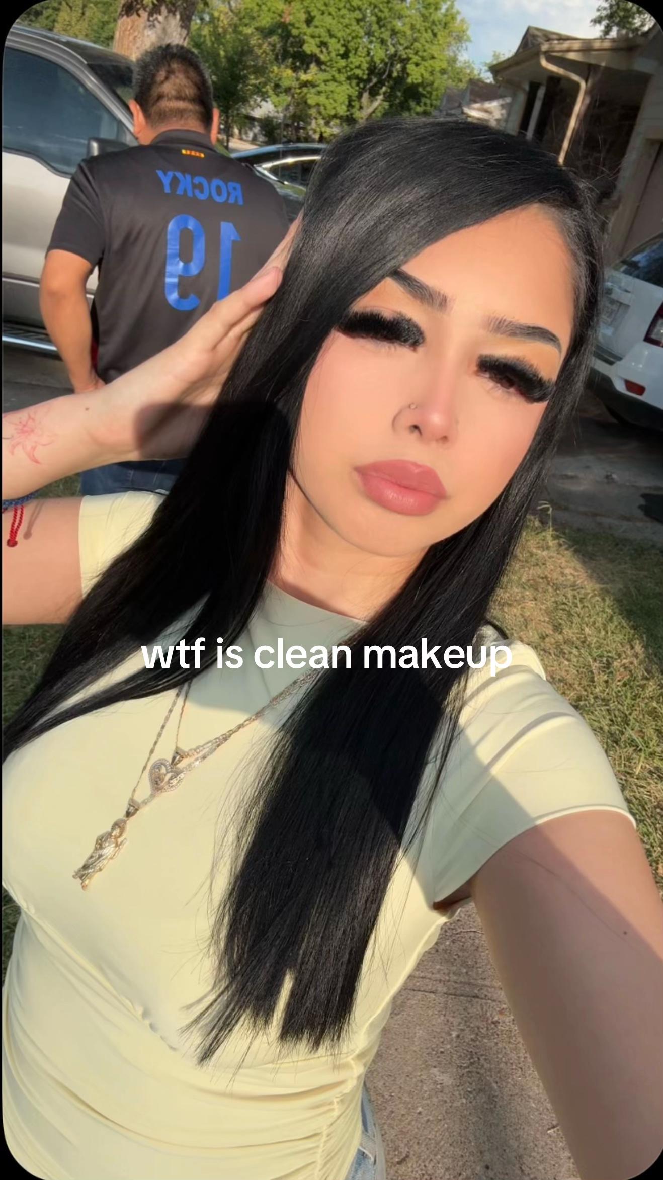 @️
