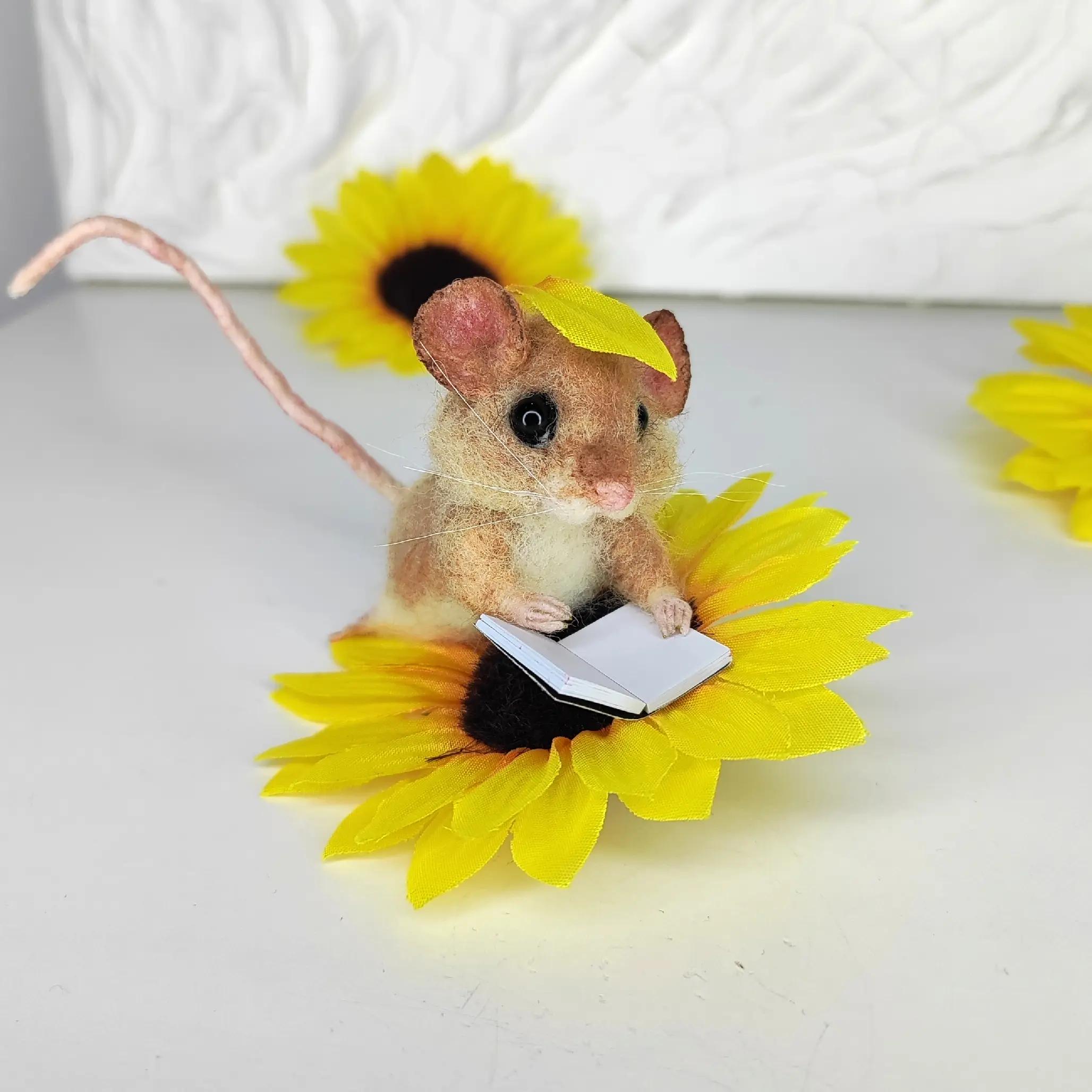@Feltedbymari
