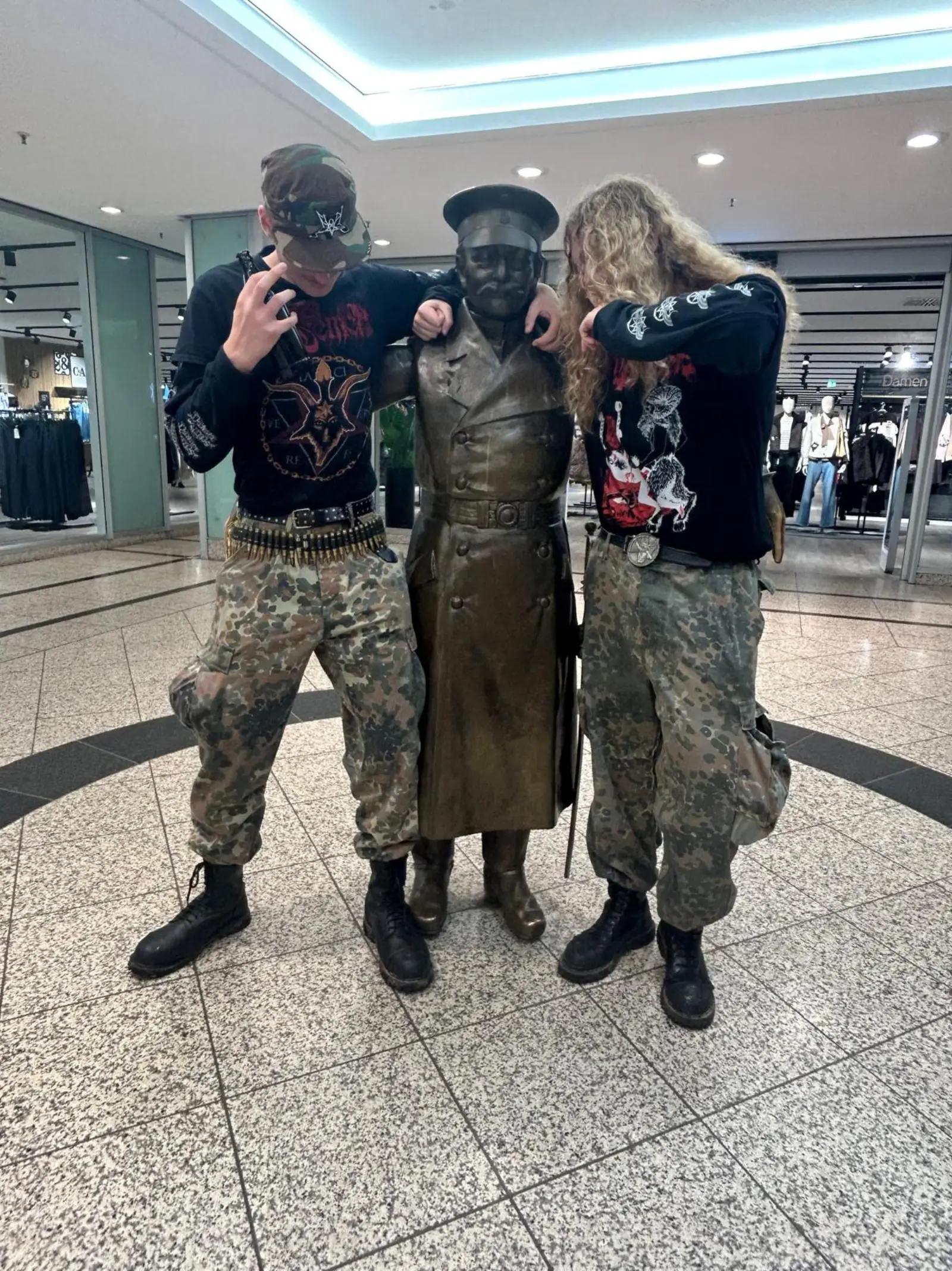 @gasmaskenfetischist