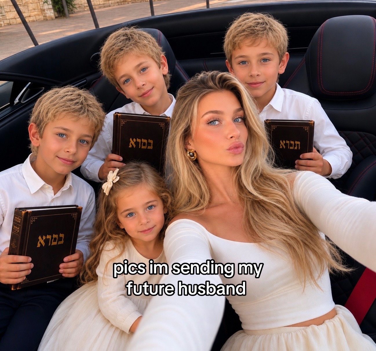 @Alexandra Moulavi