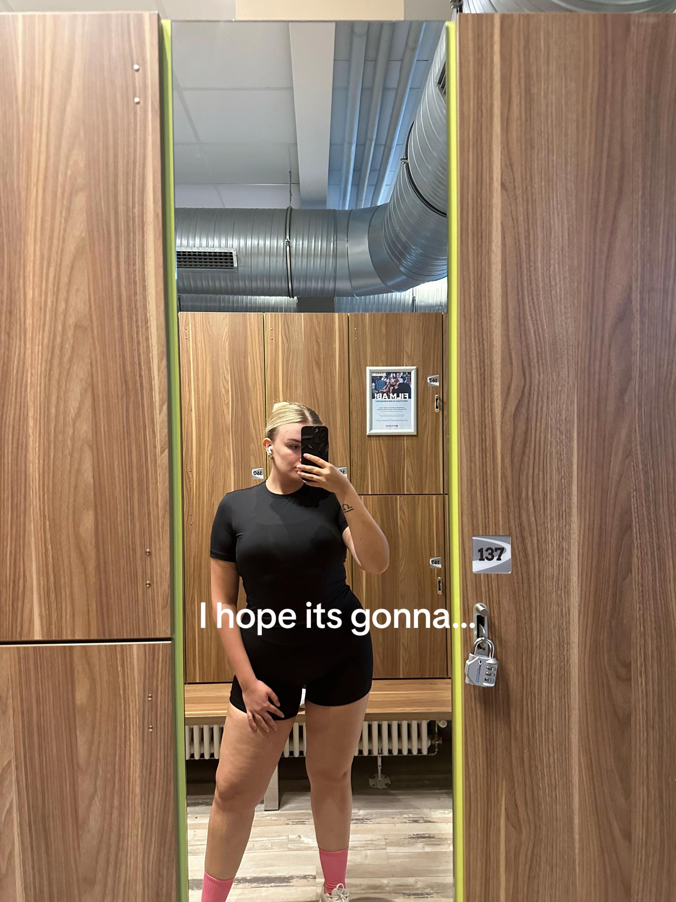 @K i r a🖤