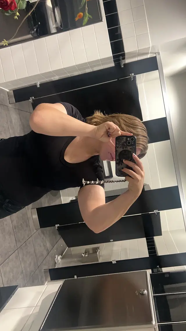@Poof said: bones 🦴