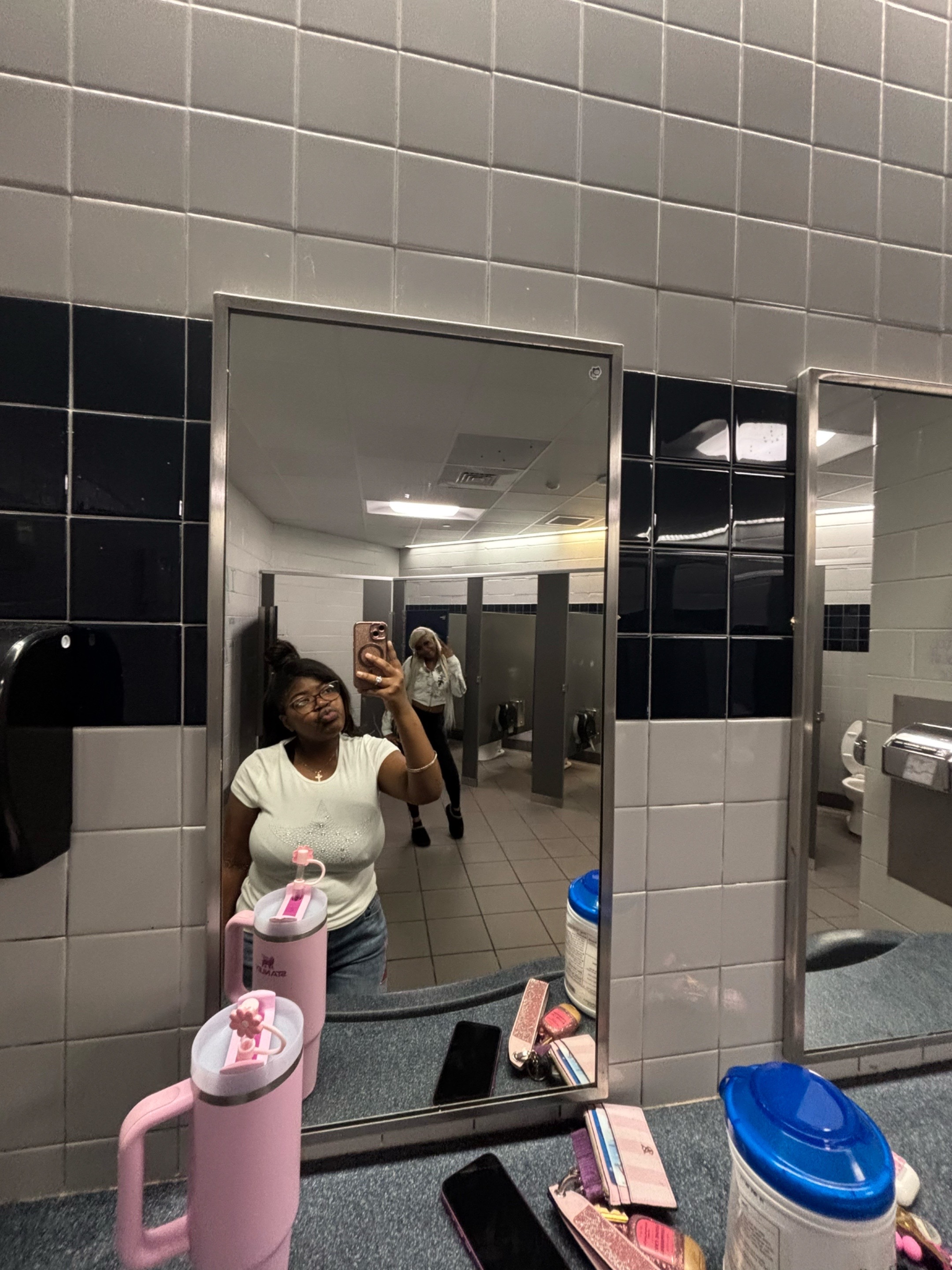 @Thediaryofkaylaa🤍
