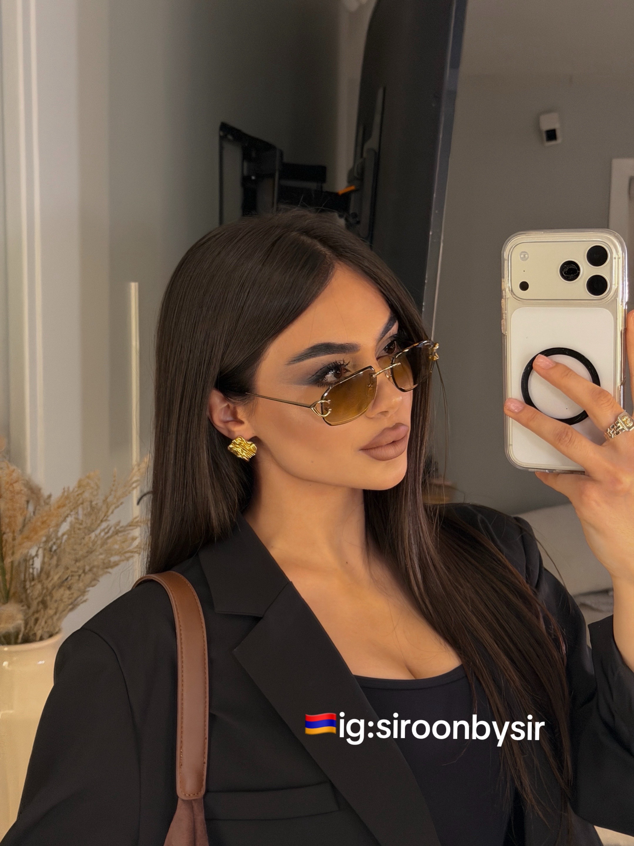 @siroonbysir