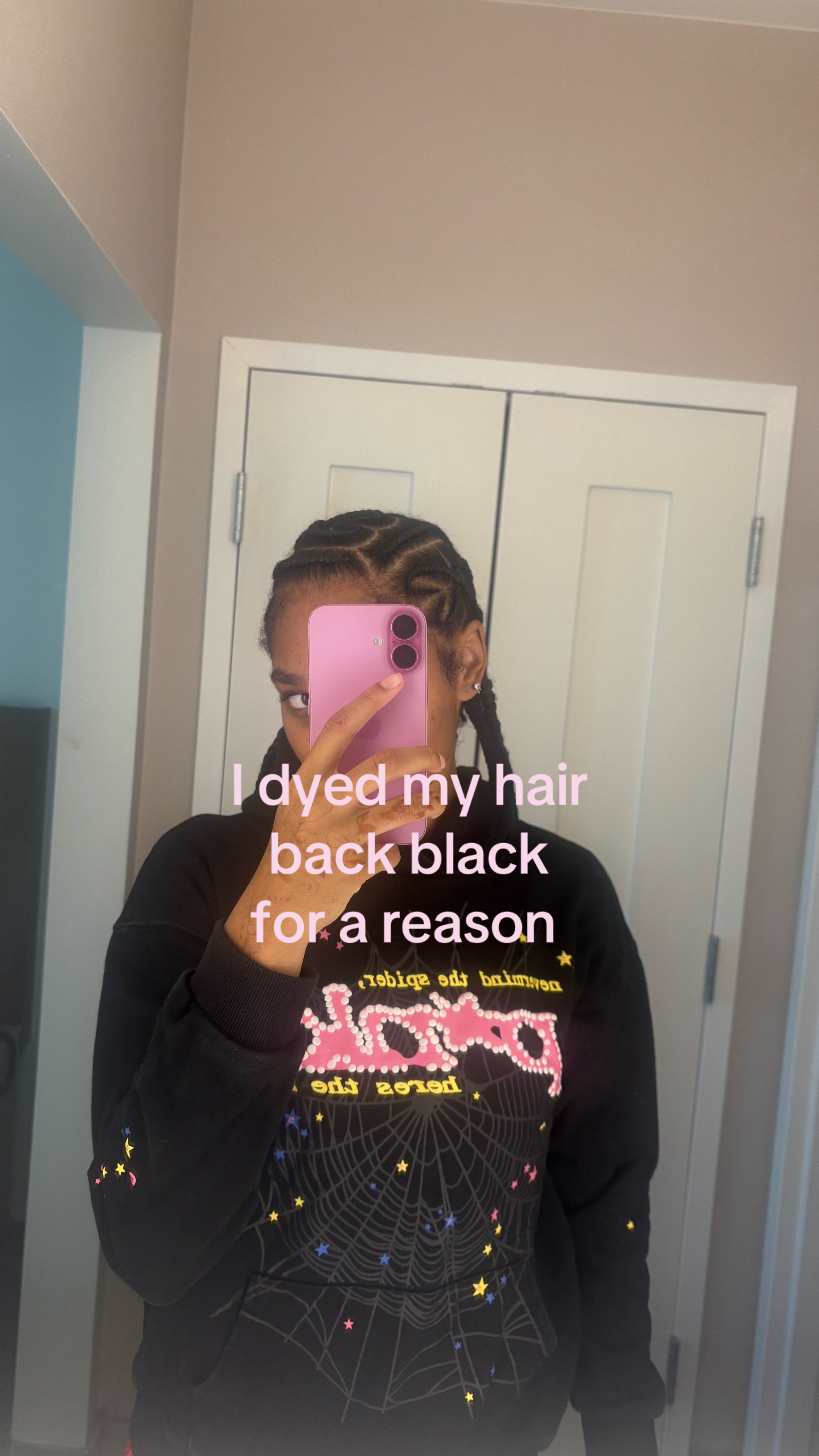 @😗