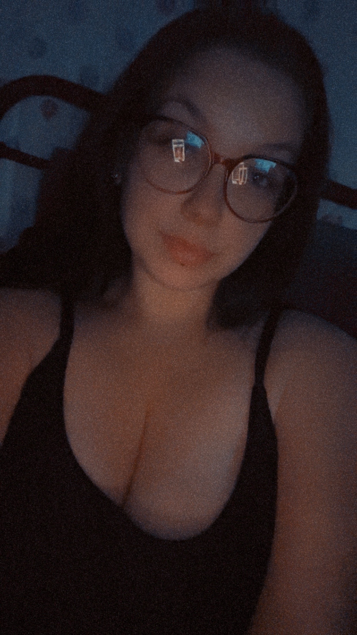 @victoriaraine03
