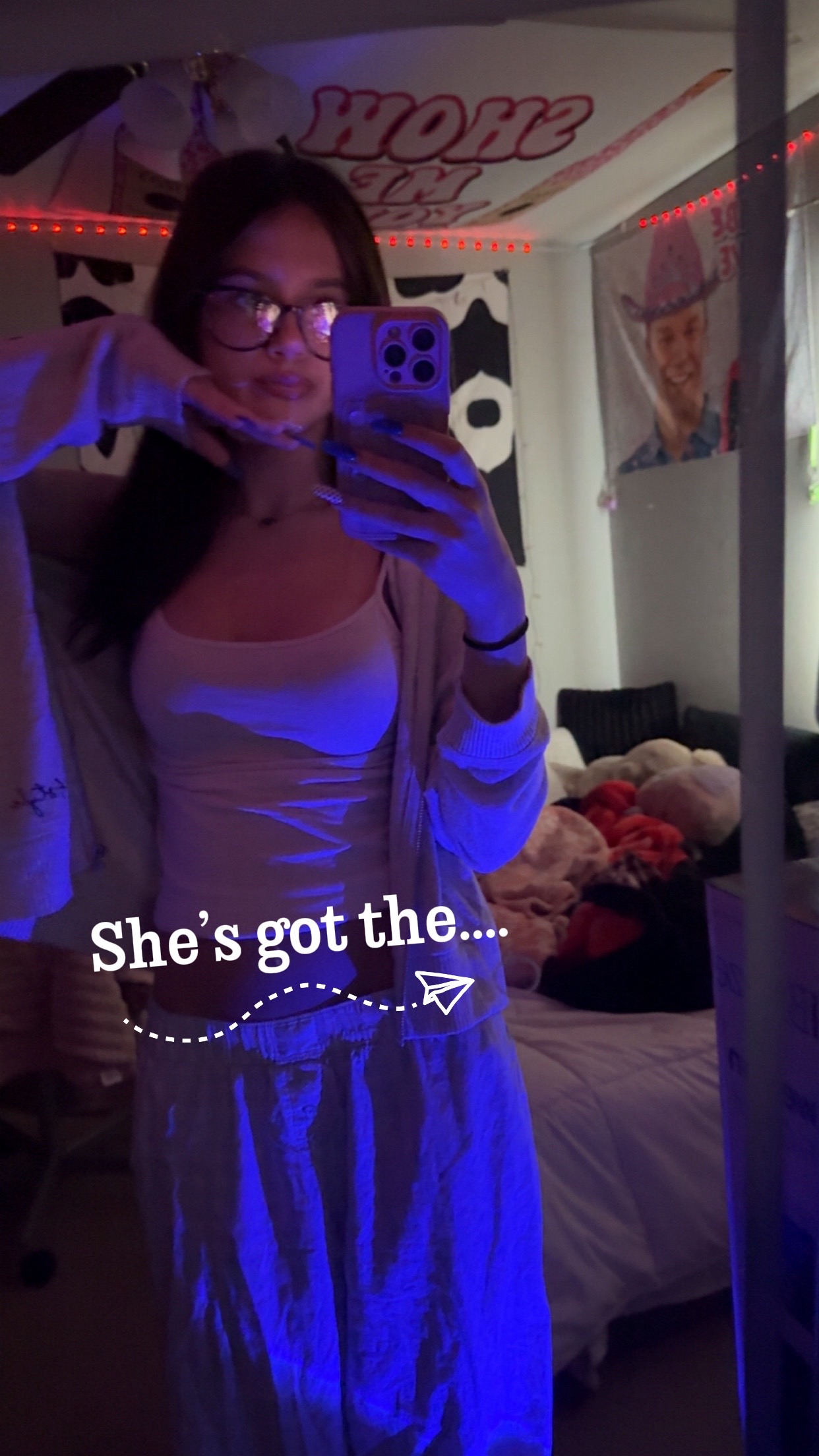 @Aleena 🥸