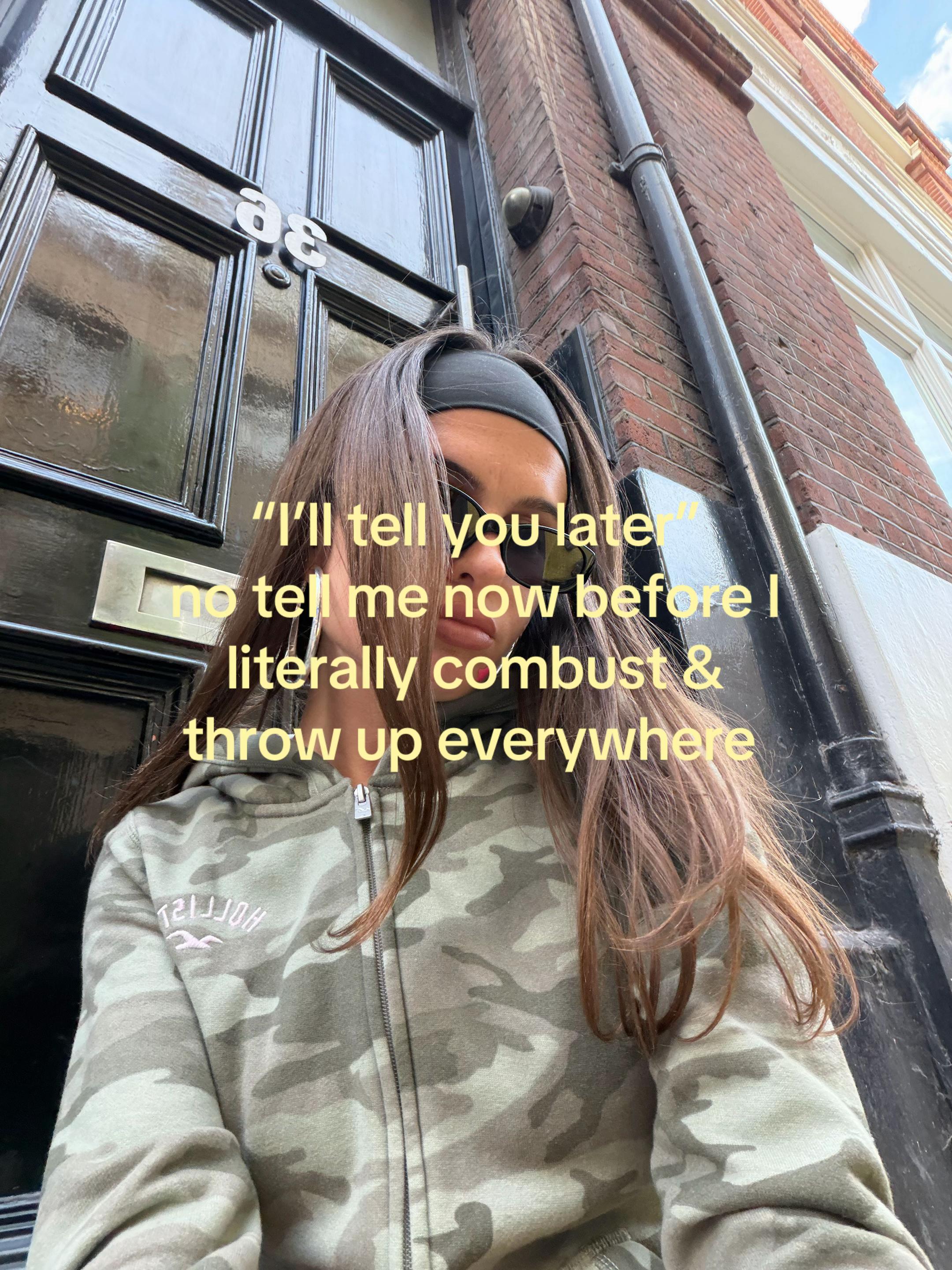 @Evie Clark