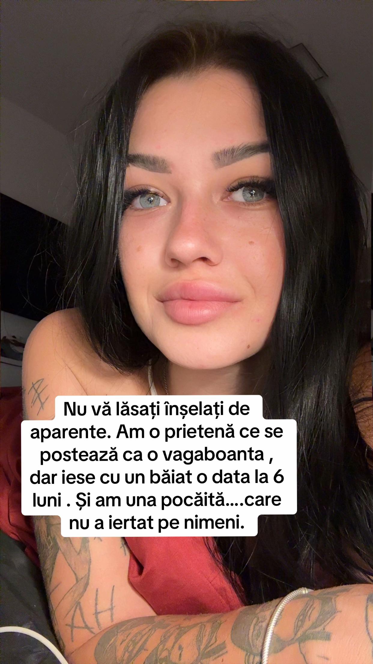 @Elena🧸