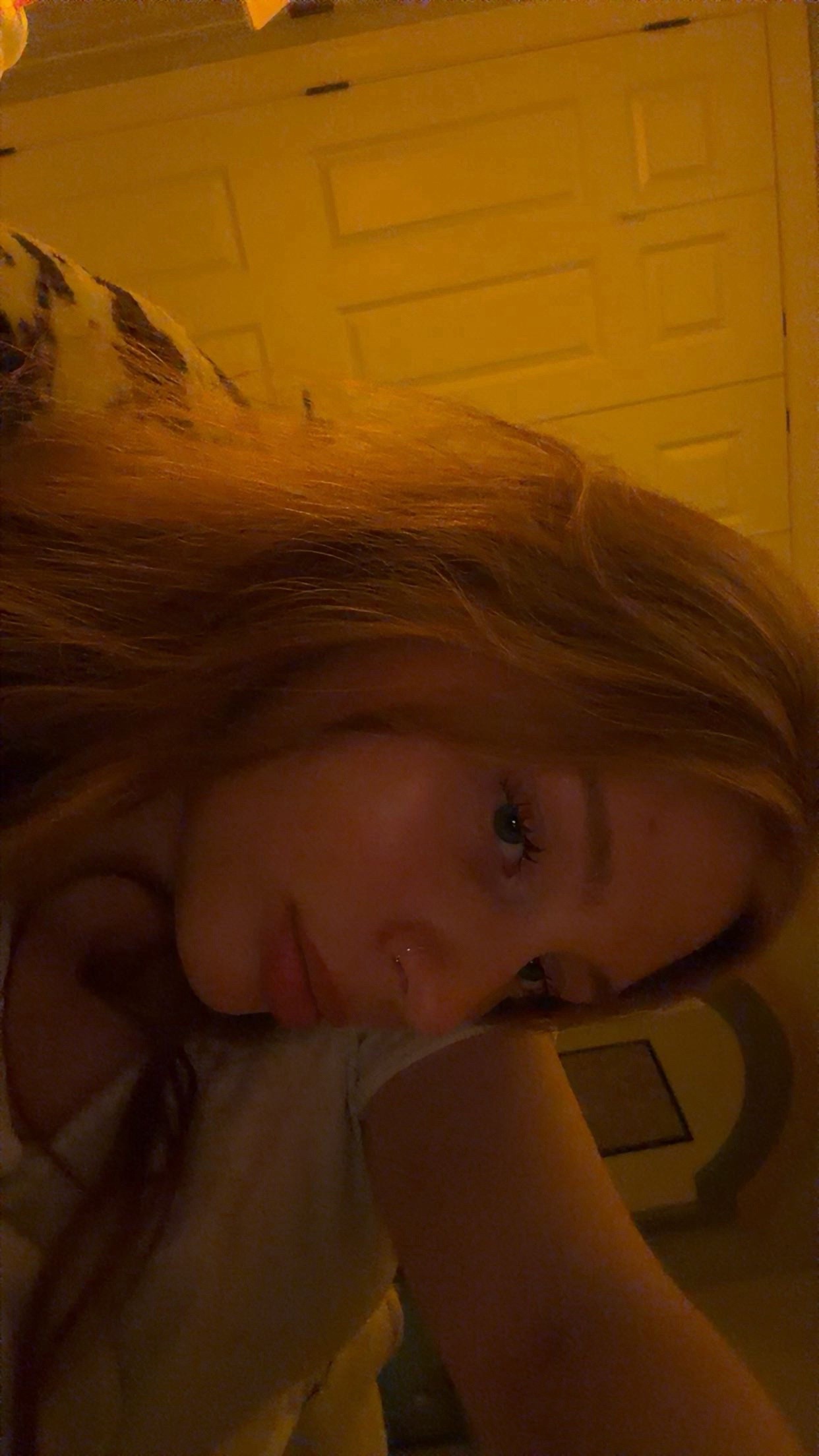 @♱