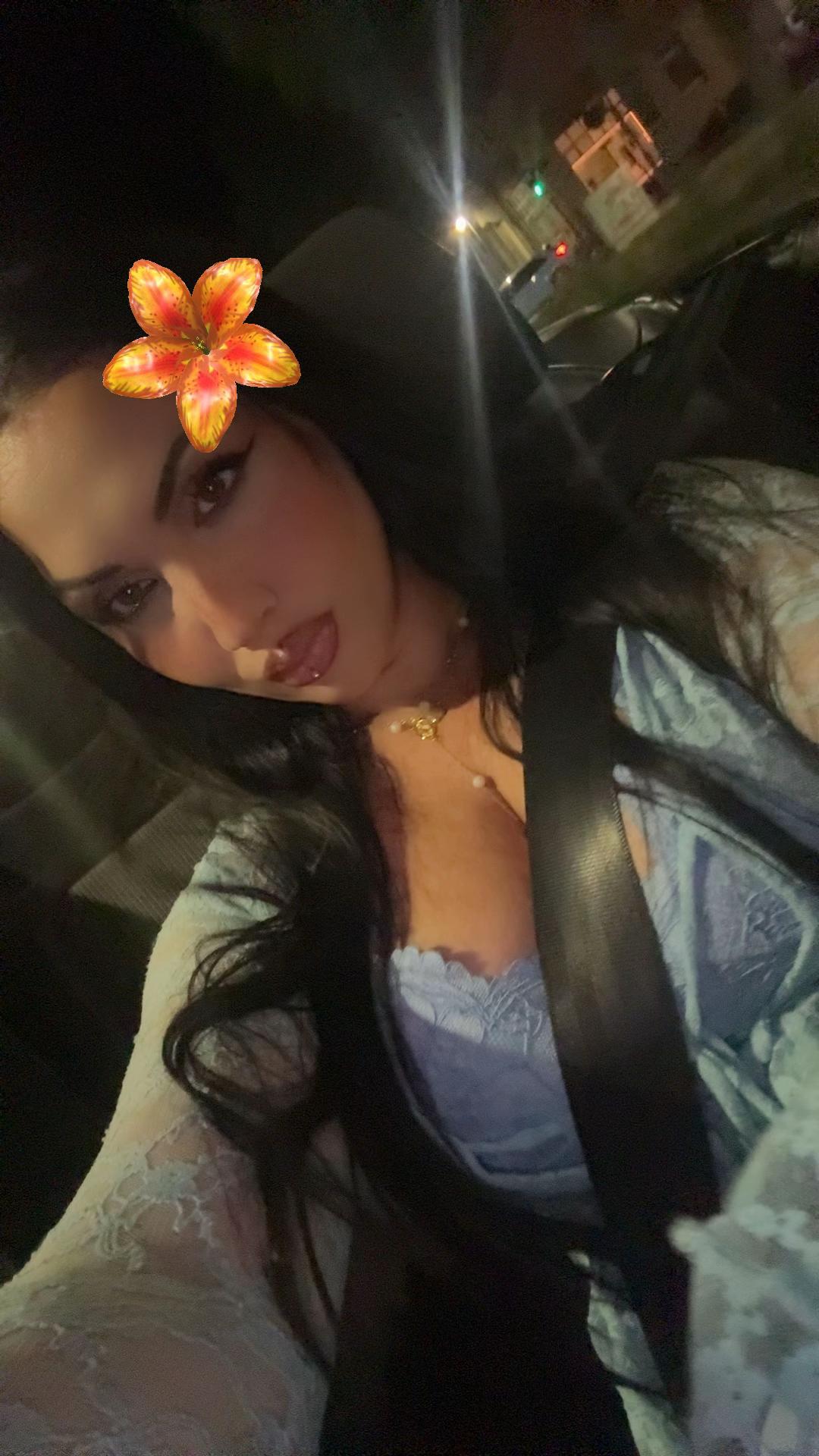 @Emily Queen ๐๐๐ฉ๐ช ๐ฒ๐ฐ