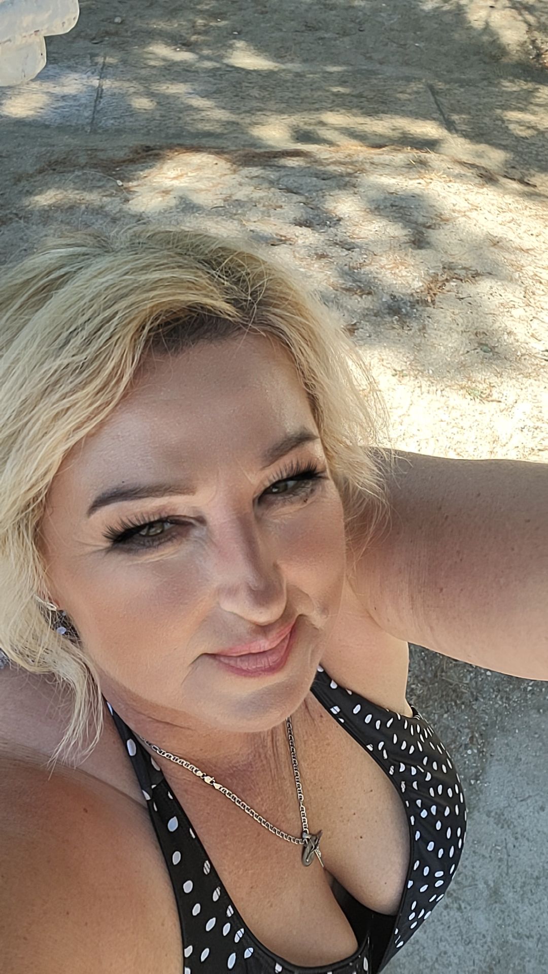 @TKROYALROSES