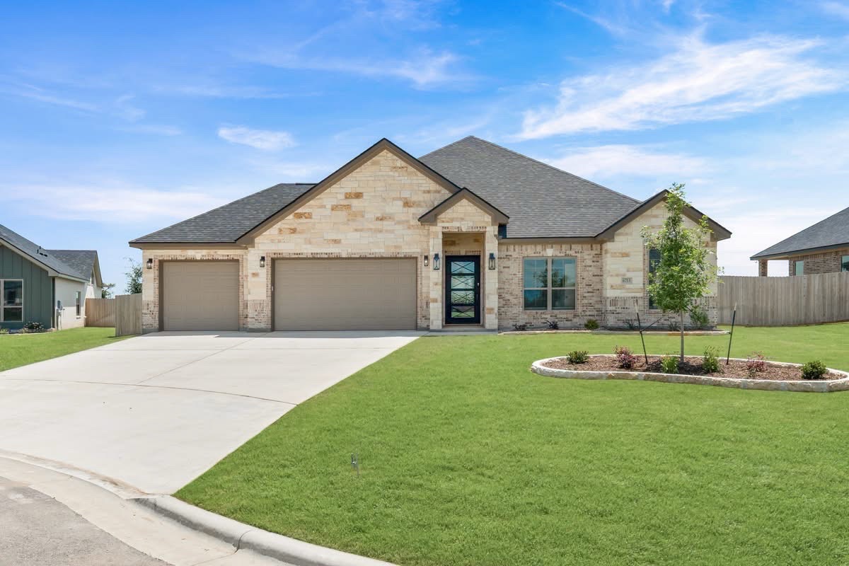 @Carothers Executive Homes