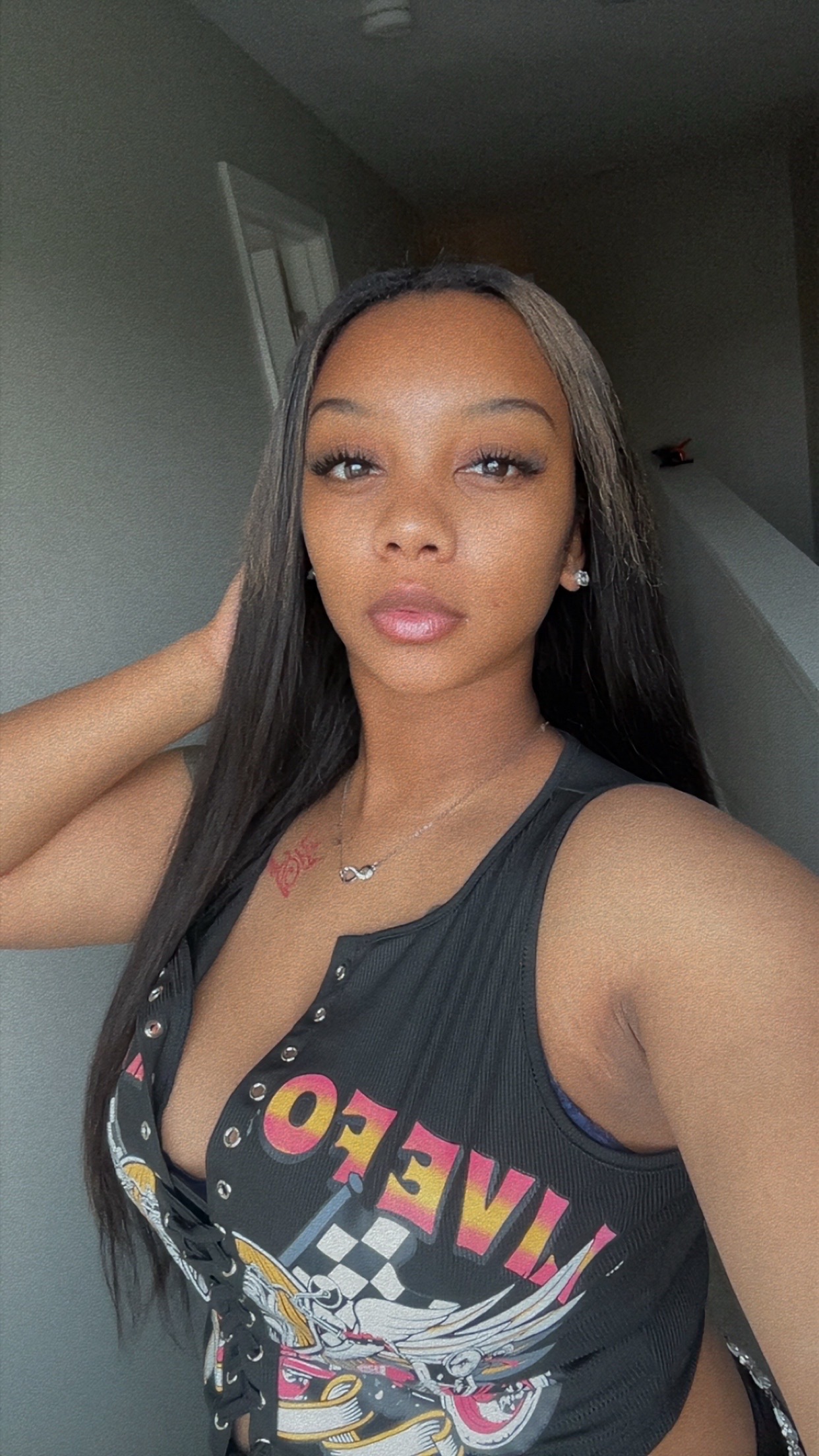 @J Alexis 🦋