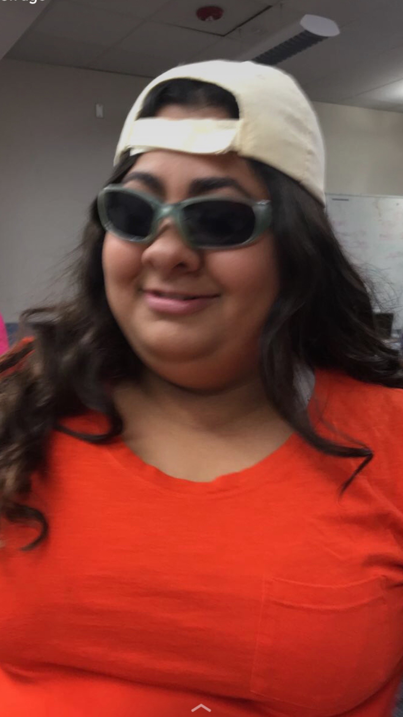 @Sinnnthia