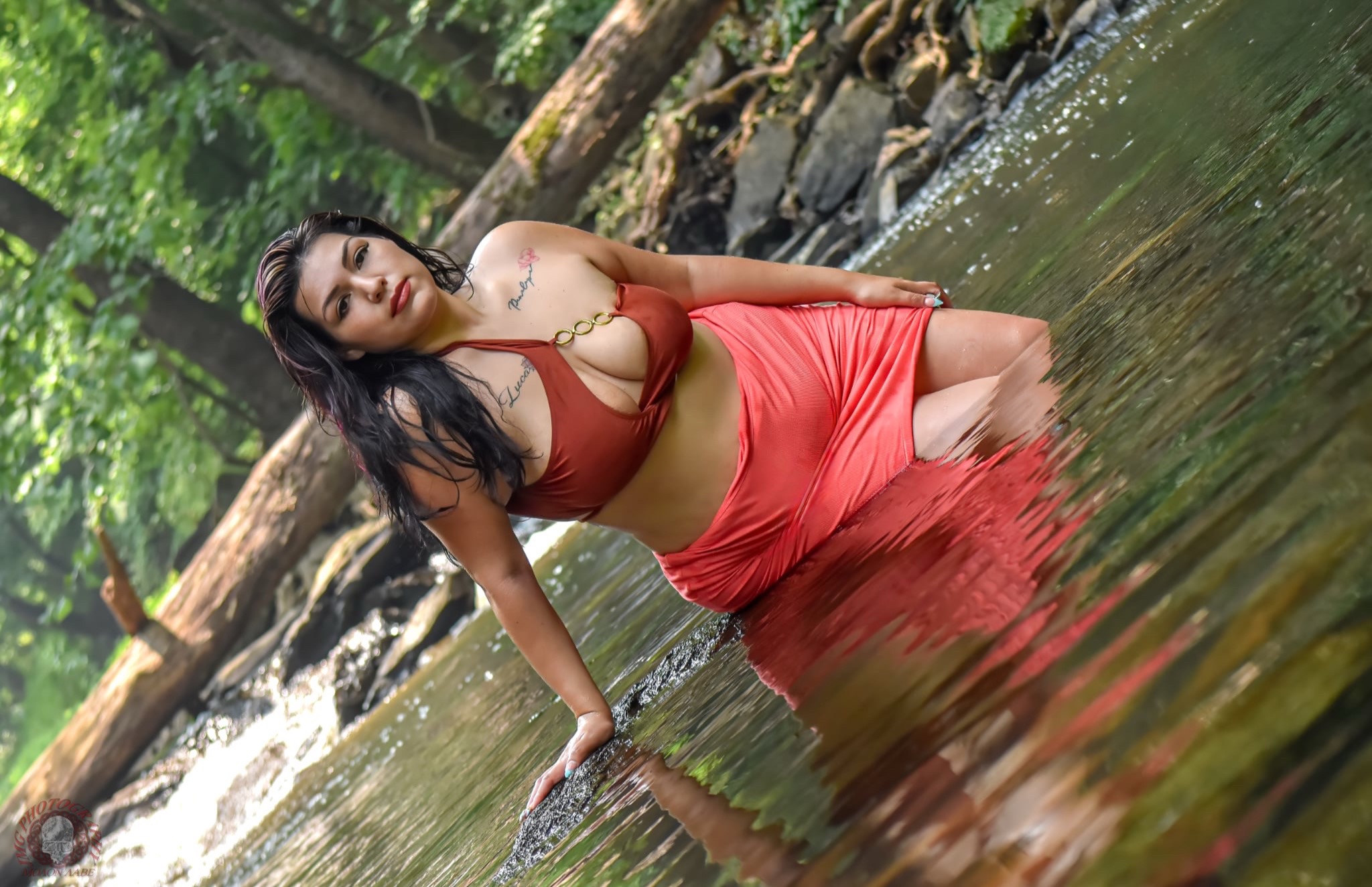@Selenaaa